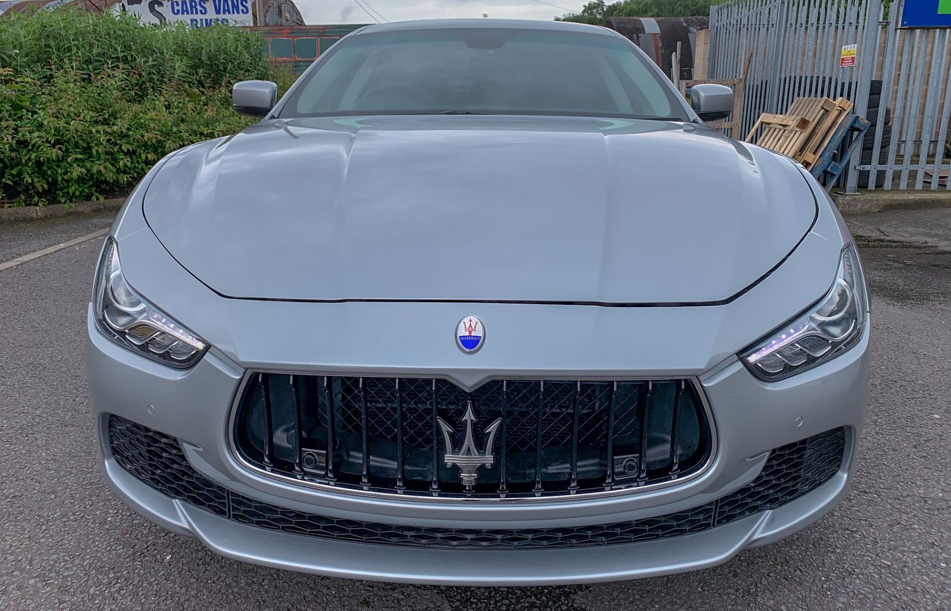 5% BP! 2016/16 REG MASERATI GHIBLI S V6 AUTO 3.0 PETROL 4 DOOR, SHOWING 2 FORMER KEEPERS *NO VAT* - Image 2 of 31