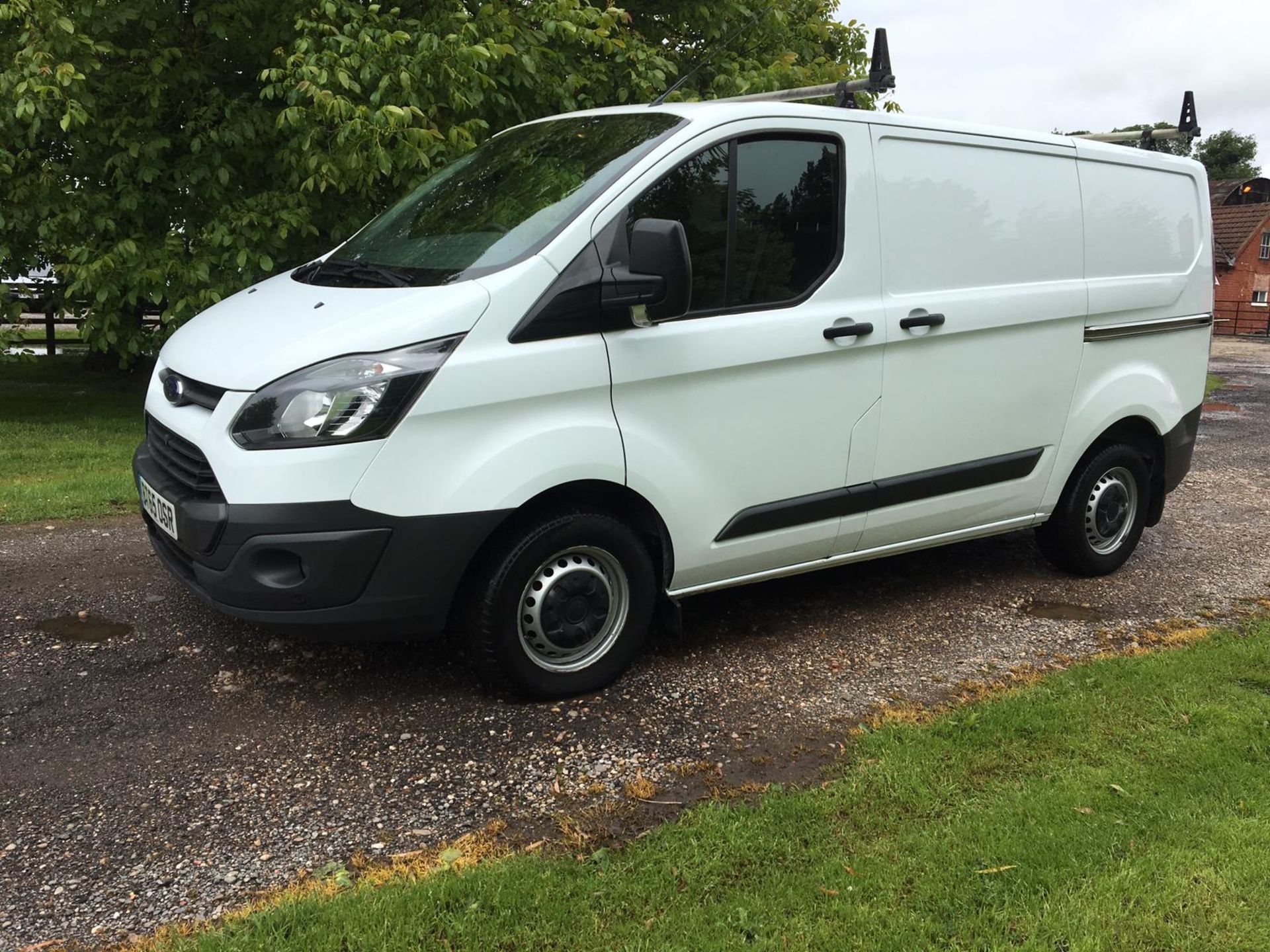 2015/65 REG FORD TRANSIT CUSTOM 270 ECO-TECH 2.2 DIESEL WHITE PANEL VAN, SHOWING 0 FORMER KEEPERS - Image 3 of 14