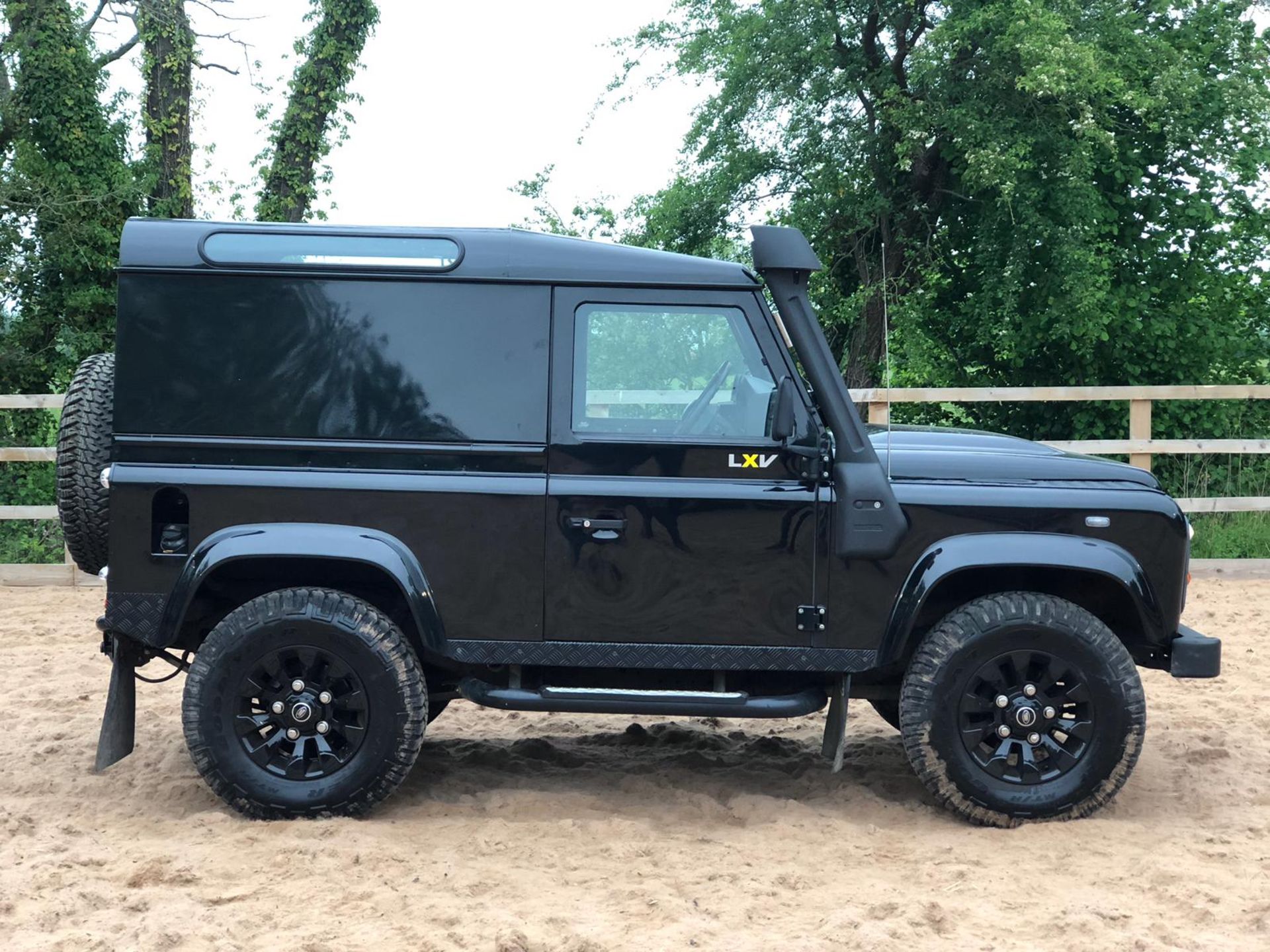 2013/63 REG LAND ROVER DEFENDER 90 LXV 65TH ANNIVERSARY EDITION HARD TOP - 21,000 MILES *NO VAT* - Image 6 of 23