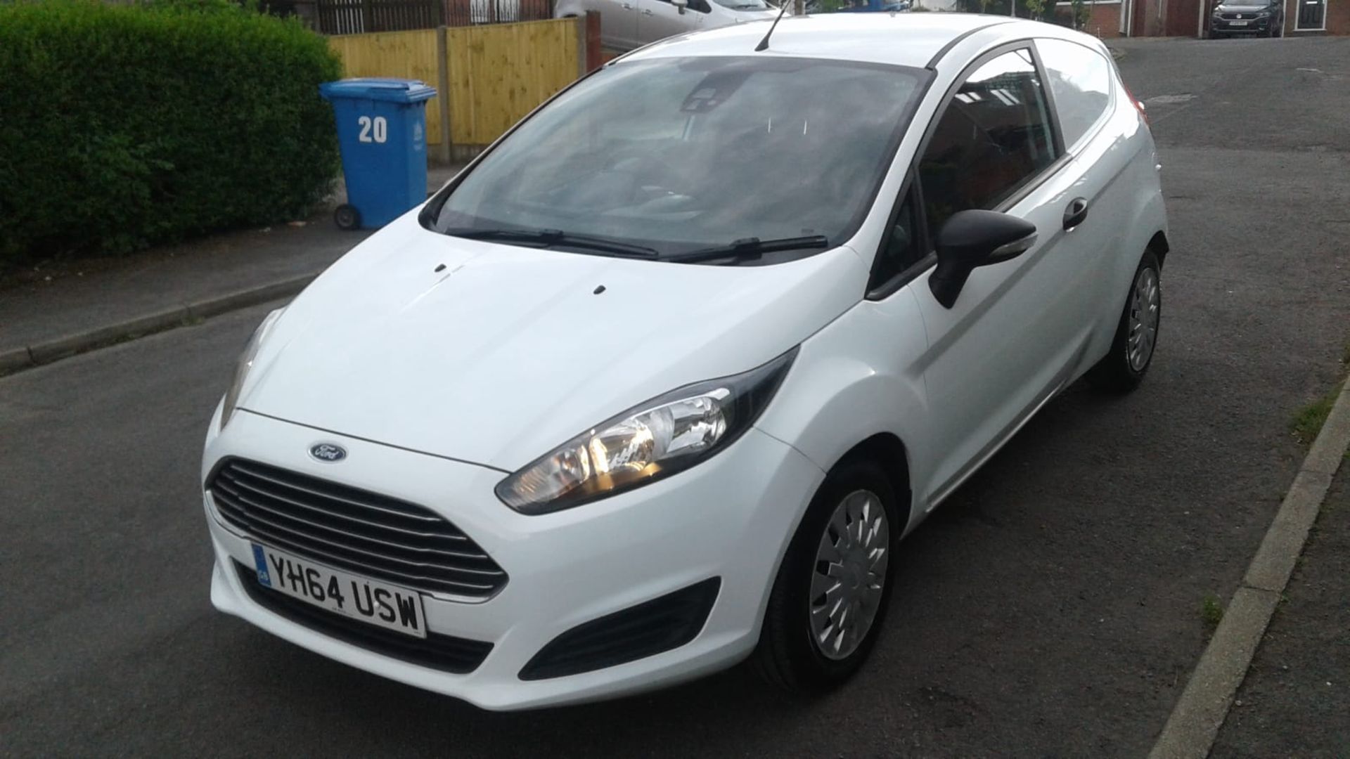 2014/64 REG FORD FIESTA ECONETIC TECH TDCI 1.6 DIESEL CAR/VAN, SHOWING 0 FORMER KEEPERS *NO VAT* - Image 2 of 7