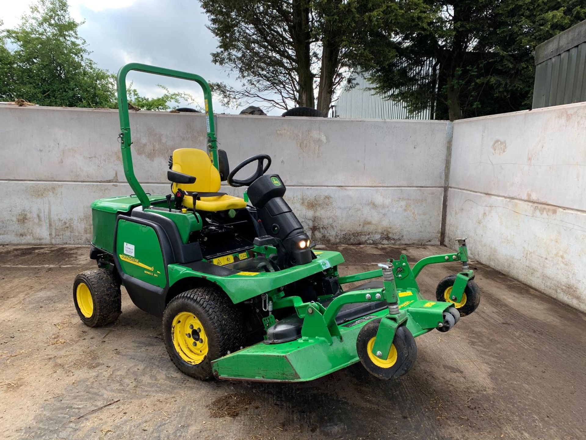 2012/12 REG JOHN DEERE 1445 SERIES II 4WD DIESEL RIDE ON LAWN MOWER *PLUS VAT*