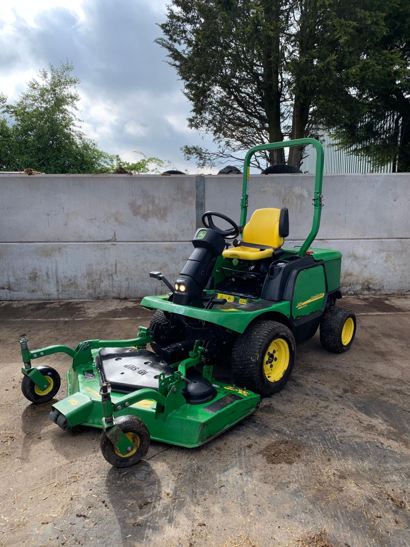 2012/12 REG JOHN DEERE 1445 SERIES II 4WD DIESEL RIDE ON LAWN MOWER *PLUS VAT* - Image 6 of 16