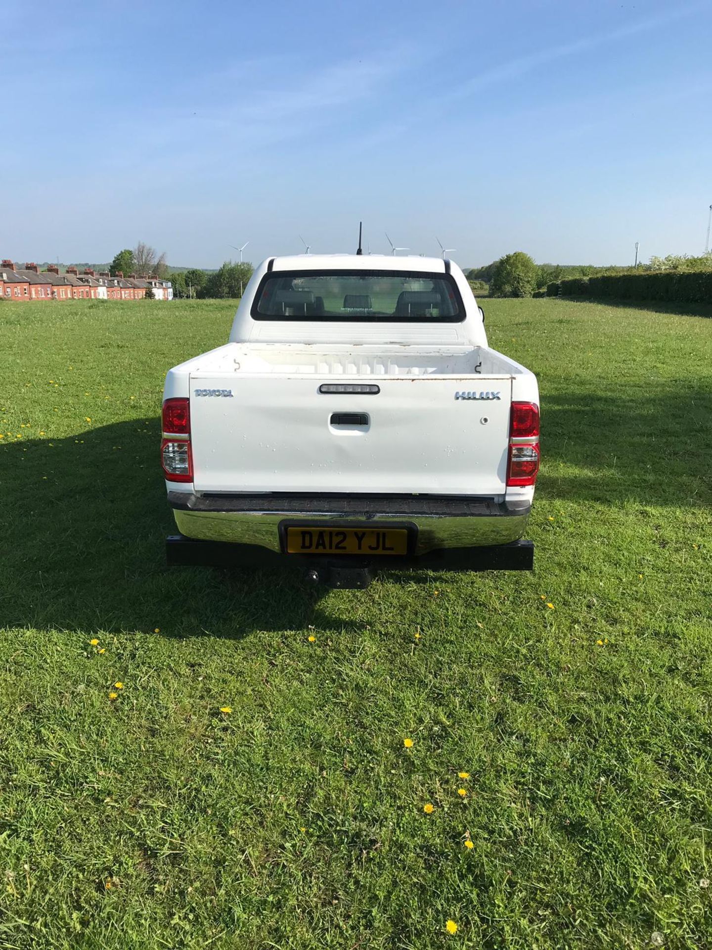 2012/12 REG TOYOTA HILUX HL2 D-4D 4X4 DOUBLE CAB PICK-UP 2.5 DIESEL, SHOWING 0 FORMER KEEPERS - Image 4 of 8