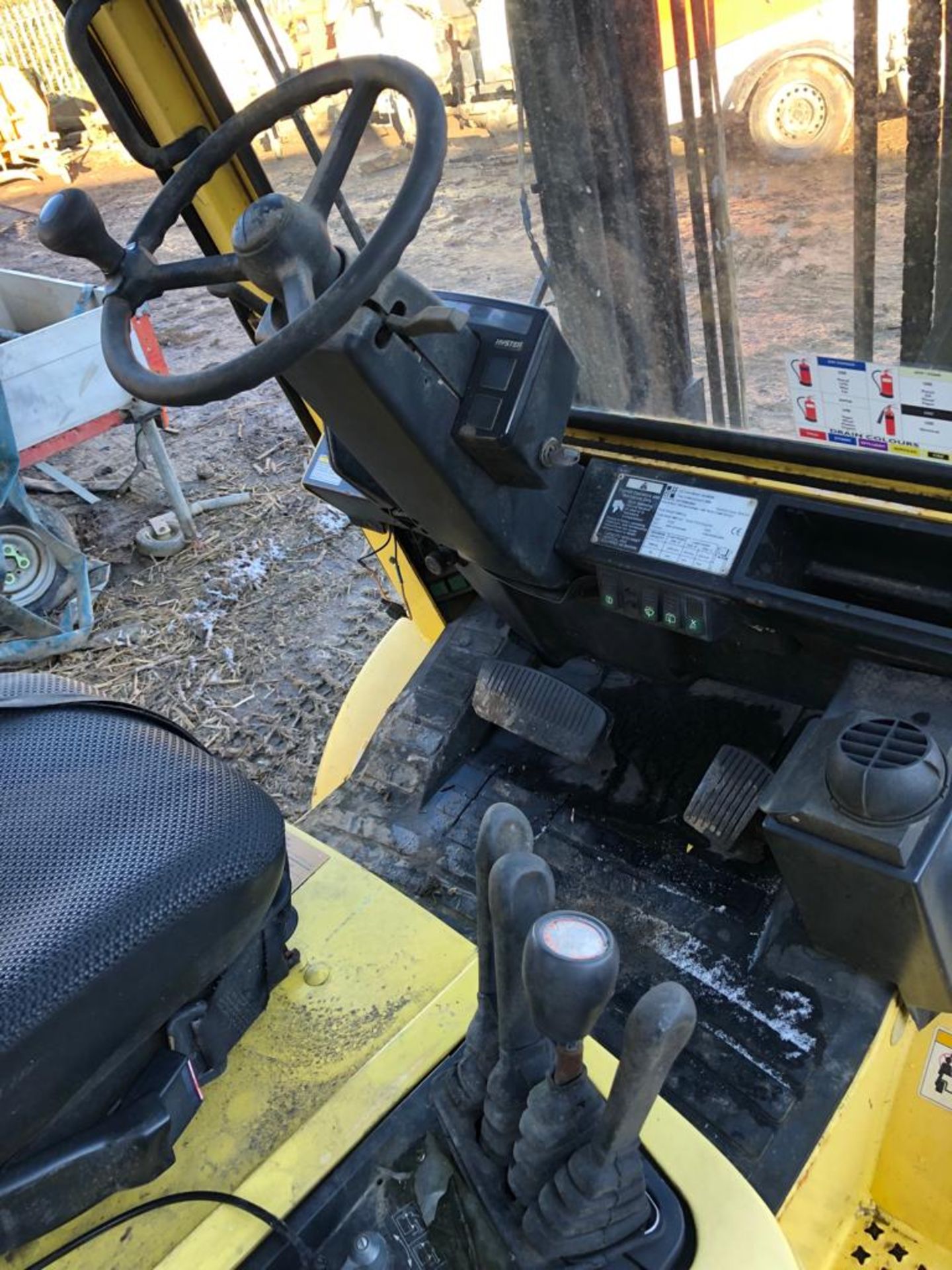 2003 HYSTER H3.00XM GAS FORKLIFT (FORKS NOT INCLUDED) *PLUS VAT* - Image 5 of 8