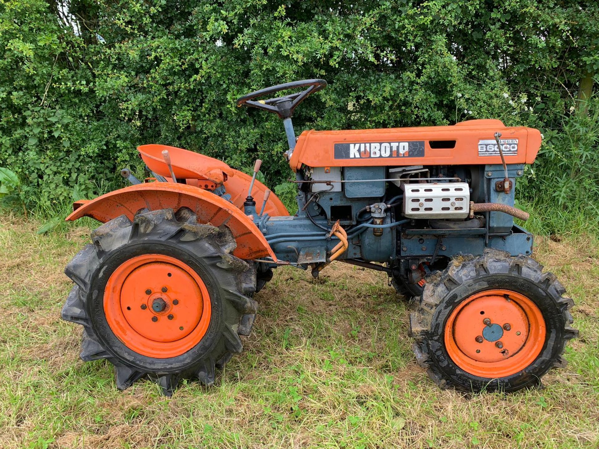 KUBOTA B6000 TRACTOR, RUNS AND WORKS *PLUS VAT*