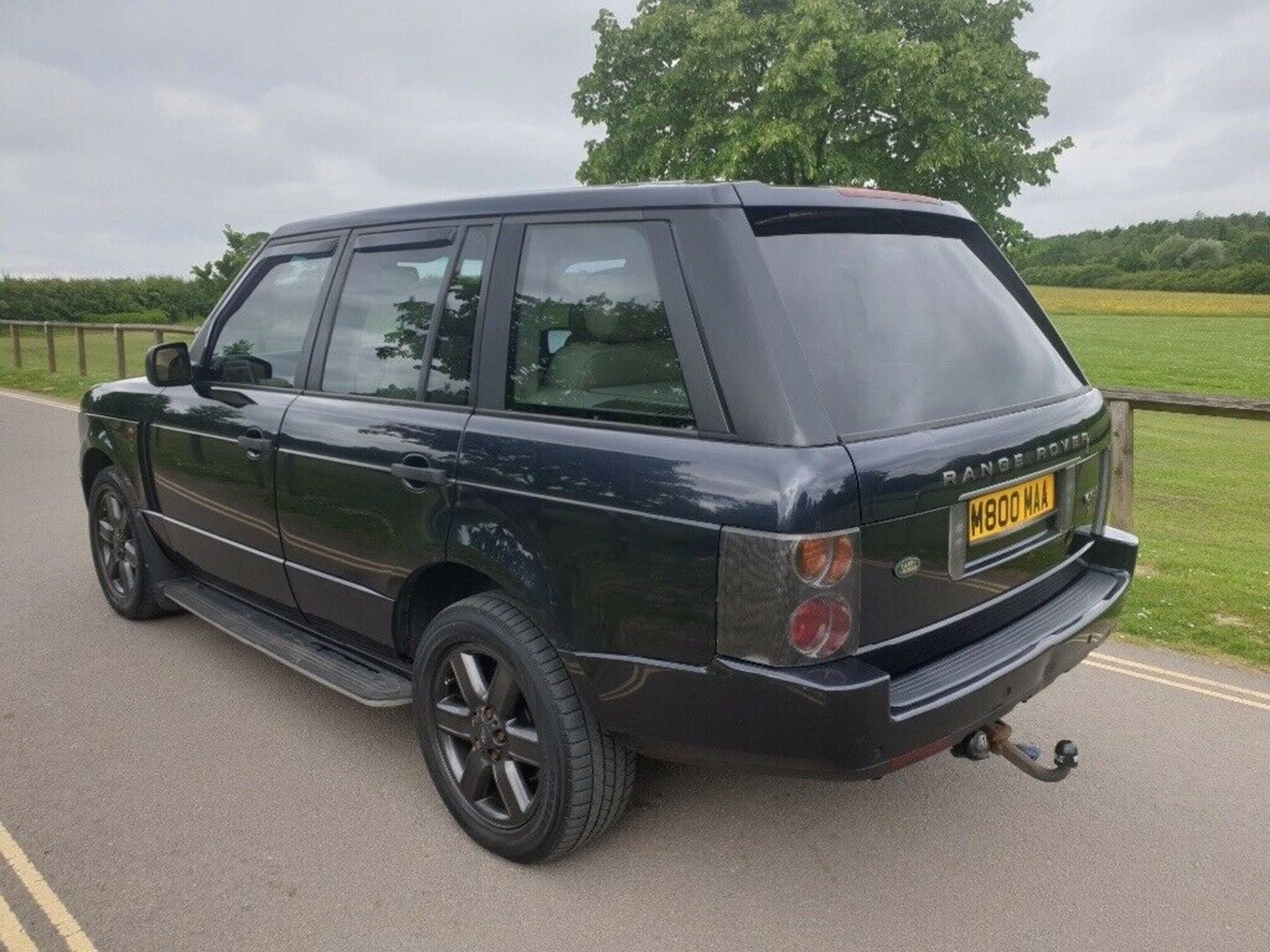 2002/02 REG LAND ROVER RANGE ROVER VOGUE V8 4X4 WITH LPG GAS CONVERSION & CERTIFICATE *NO VAT* - Image 4 of 9