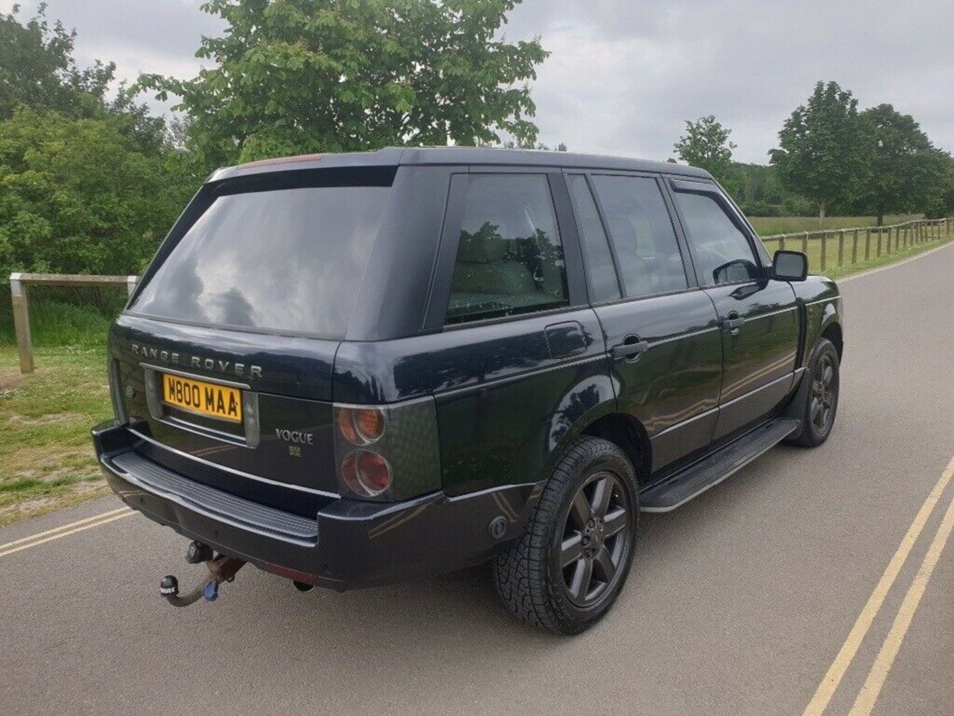 2002/02 REG LAND ROVER RANGE ROVER VOGUE V8 4X4 WITH LPG GAS CONVERSION & CERTIFICATE *NO VAT* - Image 5 of 9