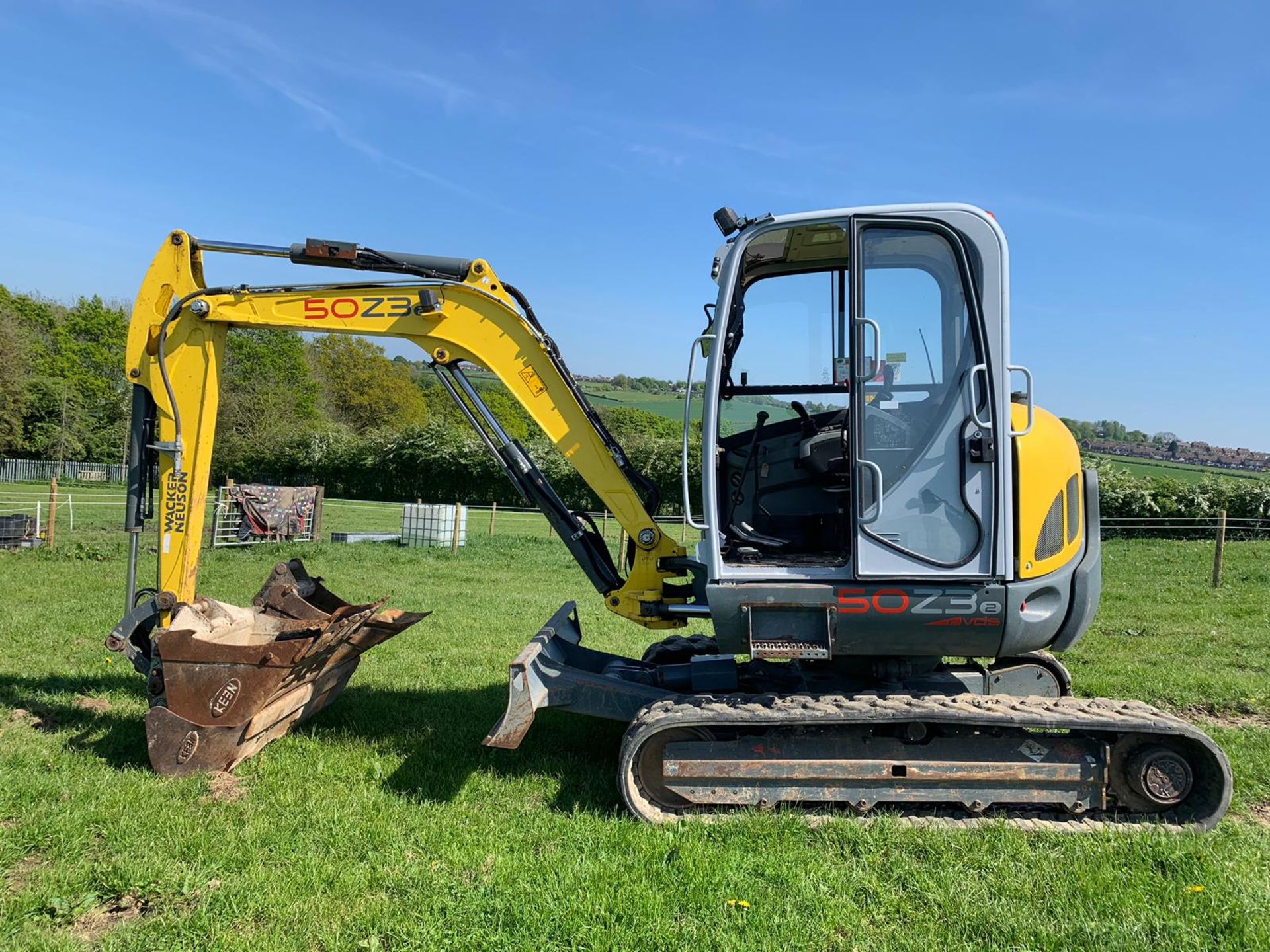 2015 WACKER NEUSON 50Z3 (2) VDS HYDRAULIC DIGGER / TRACKED EXCAVATOR, C/W 3 X BUCKETS *PLUS VAT*