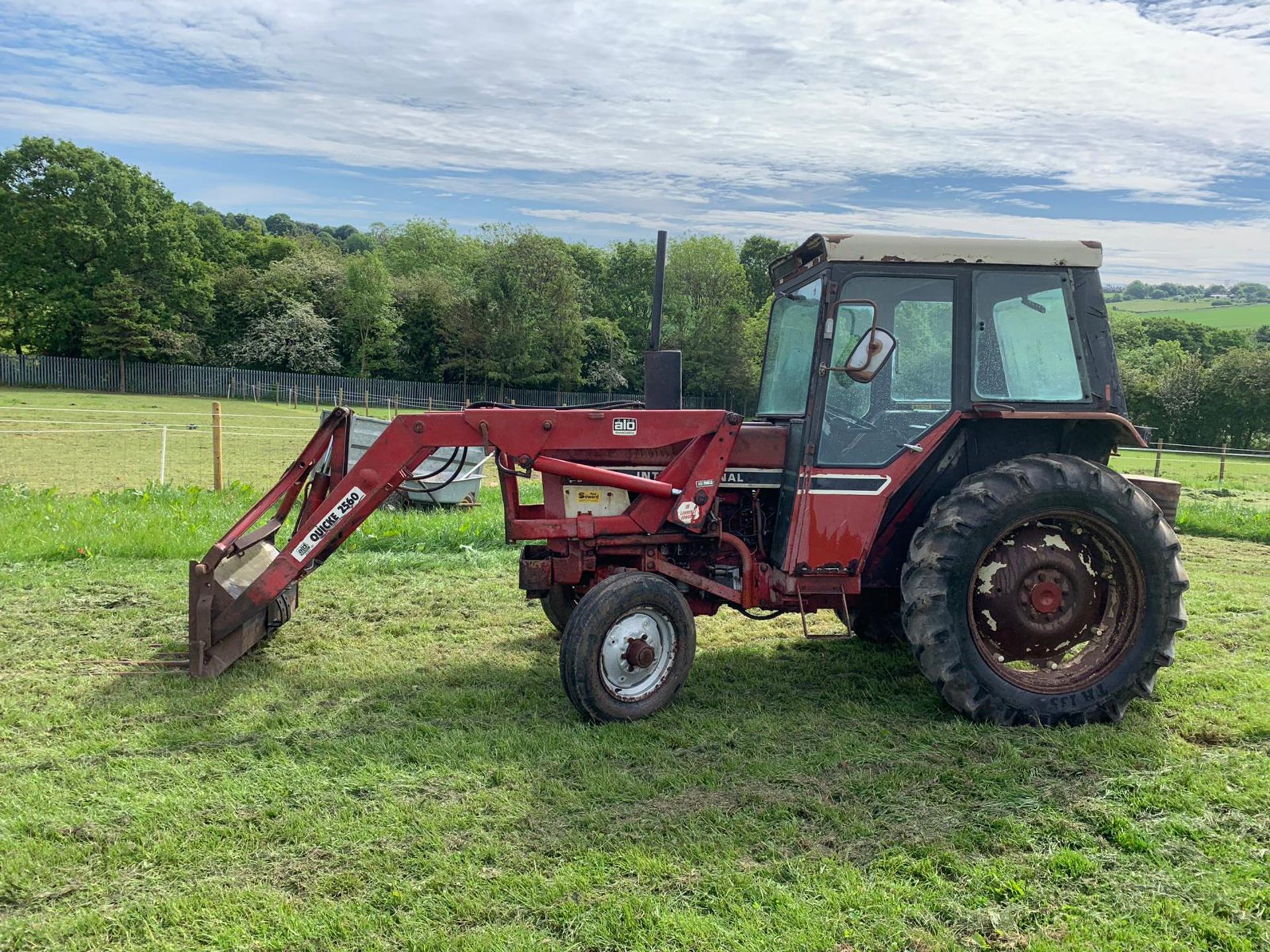 INTERNATIONAL 484 TRACTOR CW QUICKE 2560 FRONT LOADER, ONE PREVIOUS OWNER FROM NEW *PLUS VAT* - Bild 3 aus 13