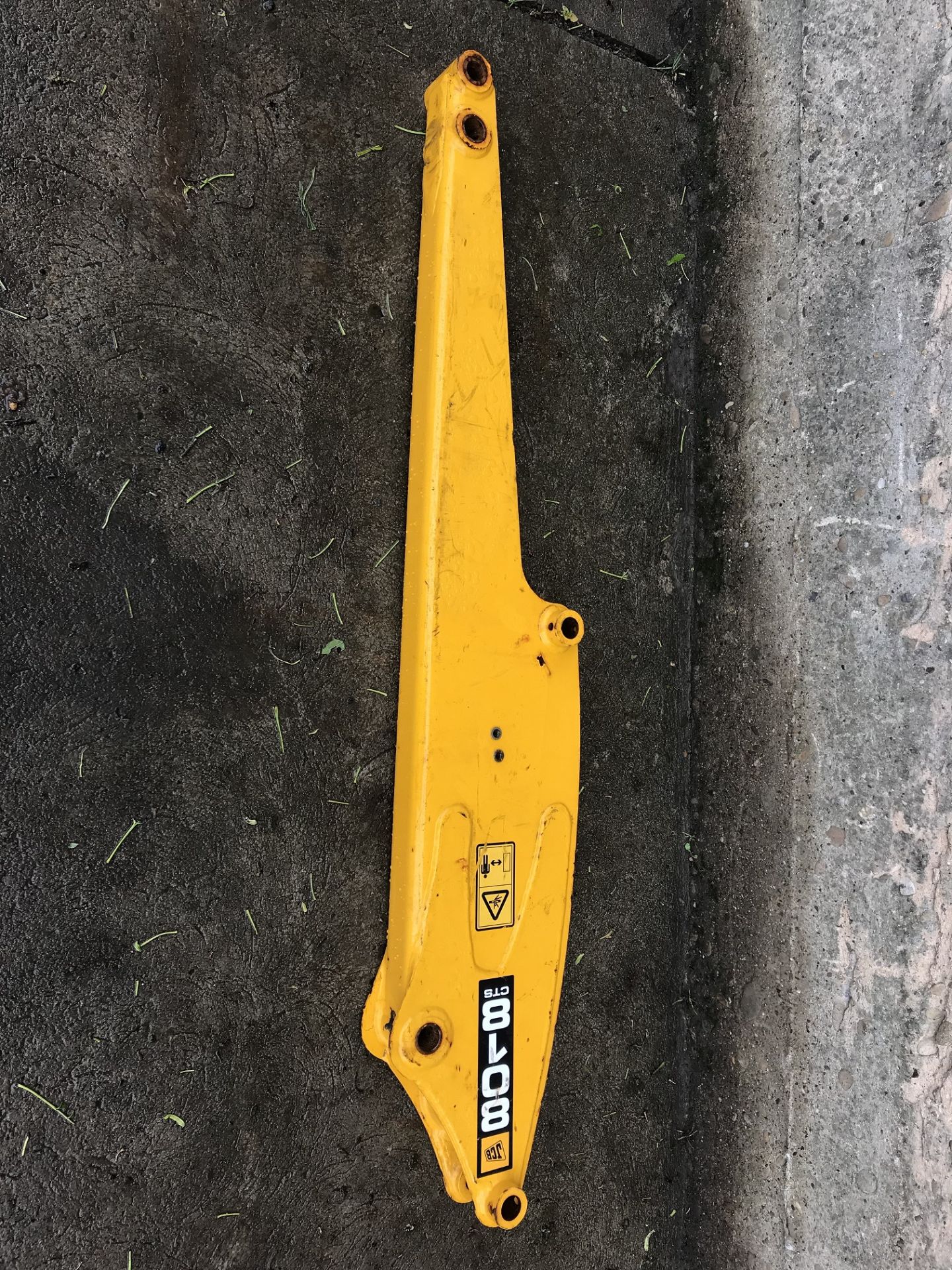 JCB 8018 CTS DIPPER ARM *PLUS VAT* - Image 2 of 2