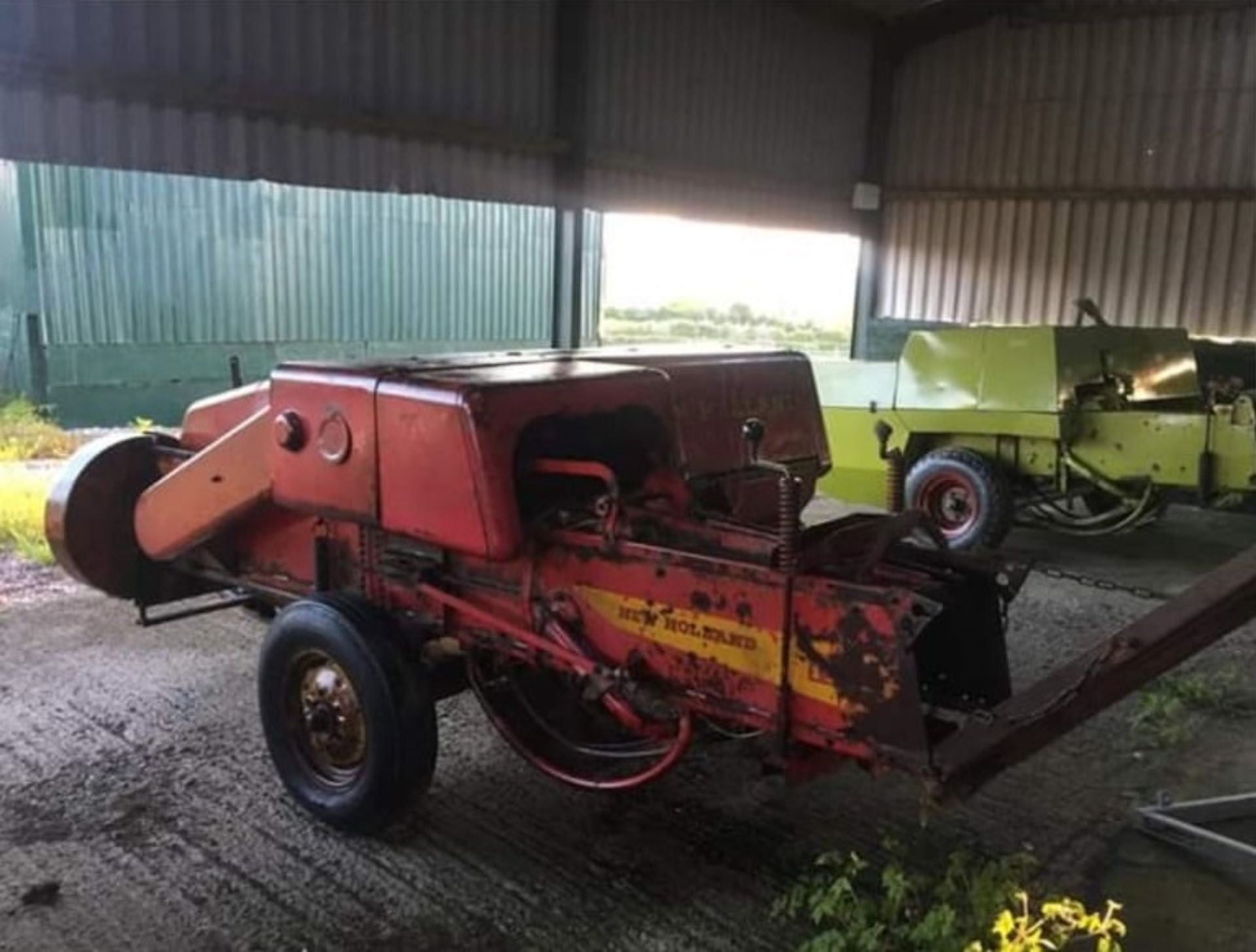 NEW HOLLAND 68 SQUARE BALER IN WORKING ORDER *NO VAT* - Image 2 of 5