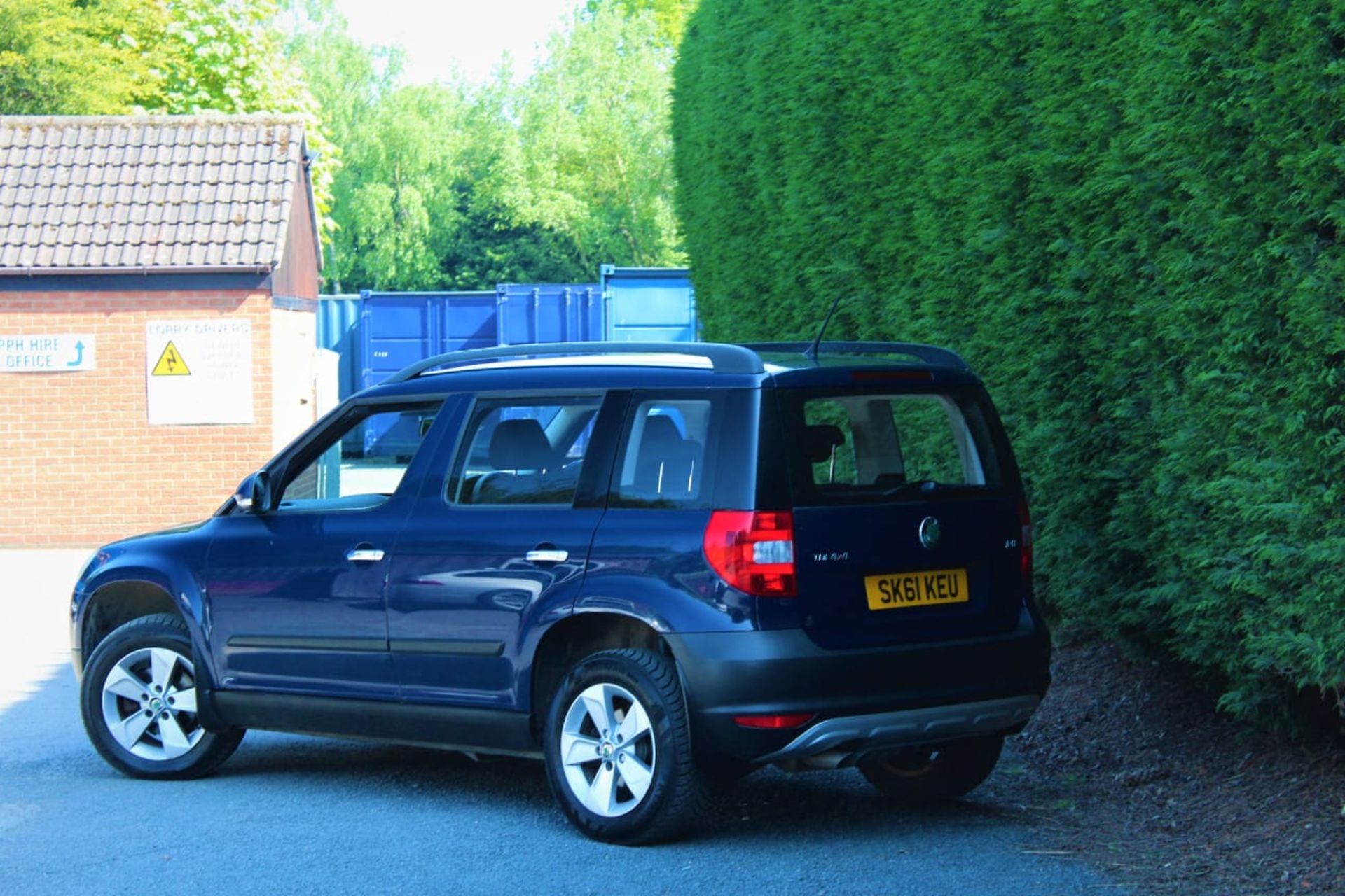 2011/61 REG SKODA YETI S TDI CR 4X4 110BHP 2.0 DIESEL 5 DOOR HATCHBACK, SHOWING 0 FORMER KEEPERS - Image 7 of 20