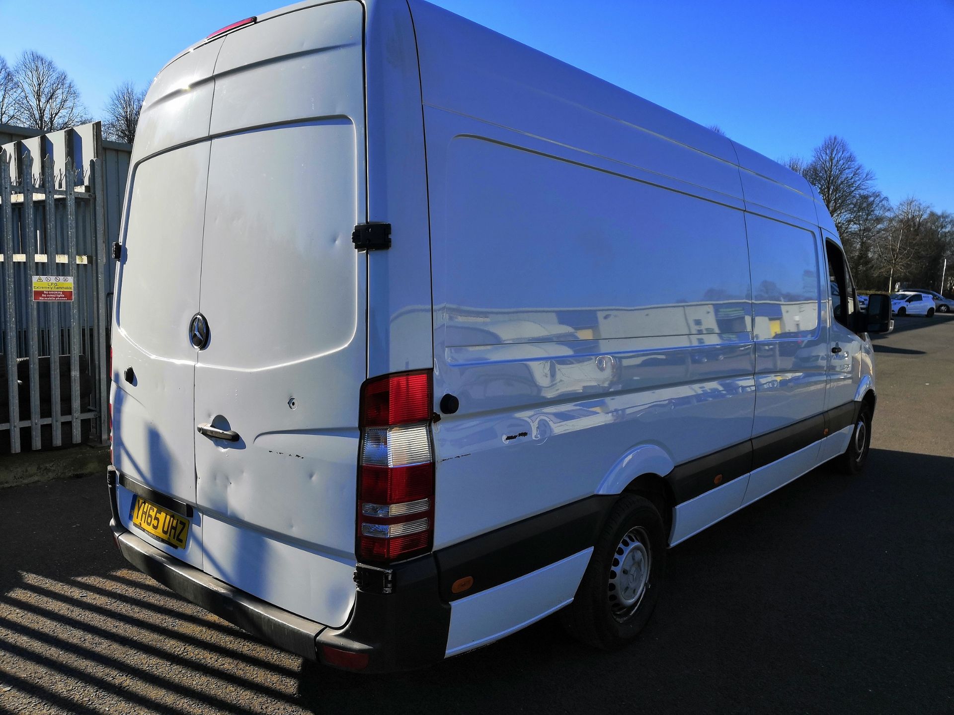 2015/65 REG MERCEDES-BENZ SPRINTER 313 CDI 2.2 DIESEL PANEL VAN, SHOWING 1 FORMER KEEPER *NO VAT* - Image 6 of 16