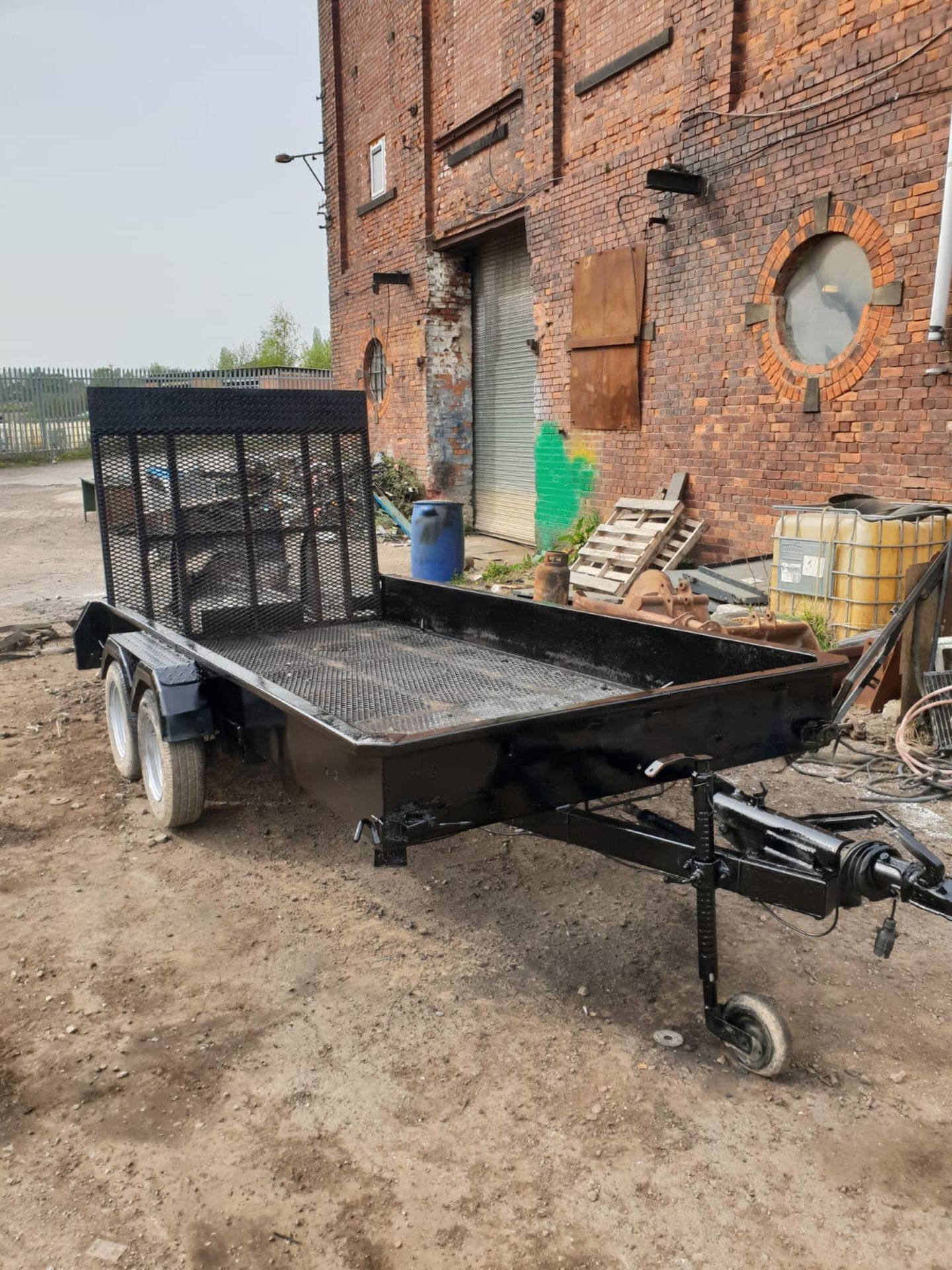 3.5 TON TWIN AXLE PLANT TRAILER WITH RAMP 12FT X 5.6 FT *NO VAT* - Image 2 of 7
