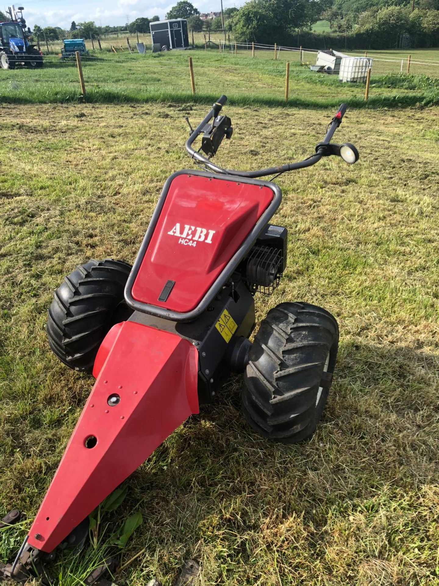 AEBI HC44 WALK BEHIND MOWER FINGER BAR MOWER, RUNS AND WORKS *NO VAT* - Image 2 of 7