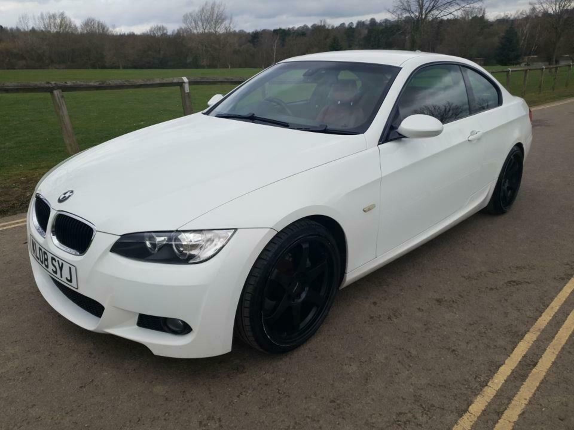 2008/08 REG BMW 325I M SPORT 3.0 PETROL WHITE COUPE, SHOWING 3 FORMER KEEPERS *NO VAT* - Image 3 of 12