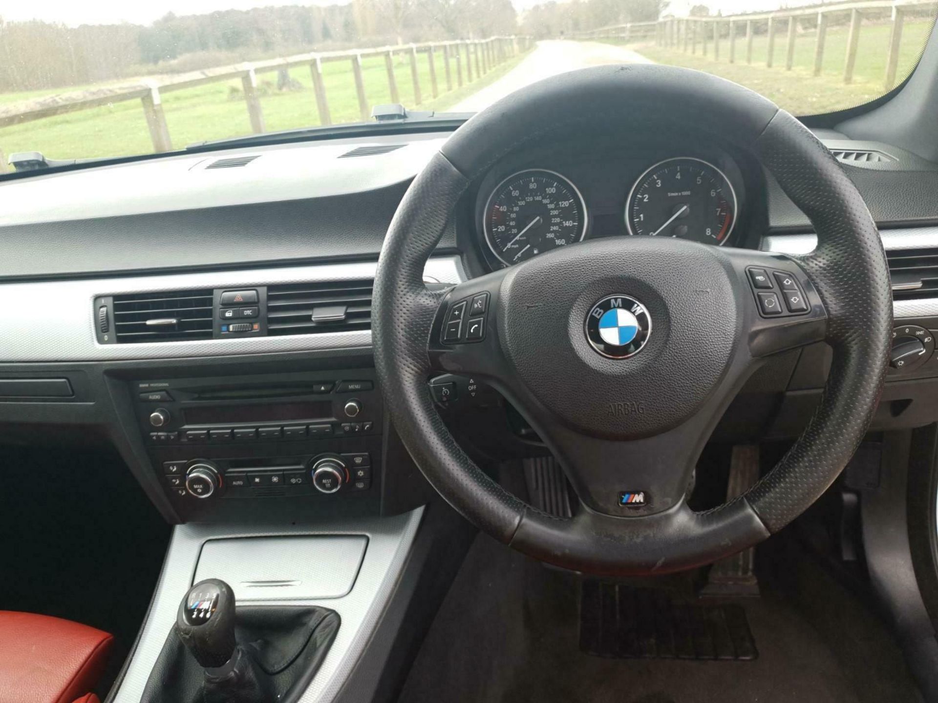 2008/08 REG BMW 325I M SPORT 3.0 PETROL WHITE COUPE, SHOWING 3 FORMER KEEPERS *NO VAT* - Image 12 of 12