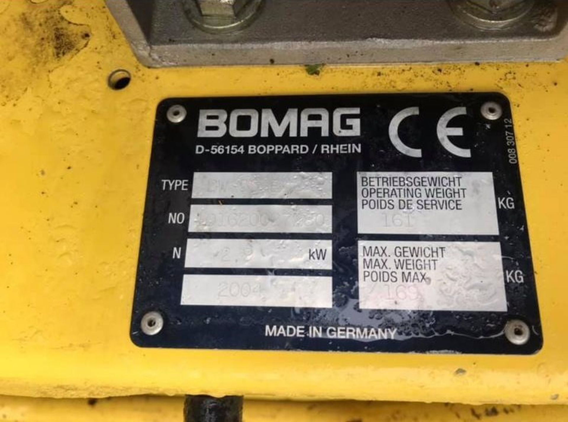 BOMAG BW55 PEDESTRIANS ROLLER & TRAILER, YEAR 2004, IN GOOD WORKING ORDER EVERYTHING HAS BEEN TESTED - Image 5 of 5