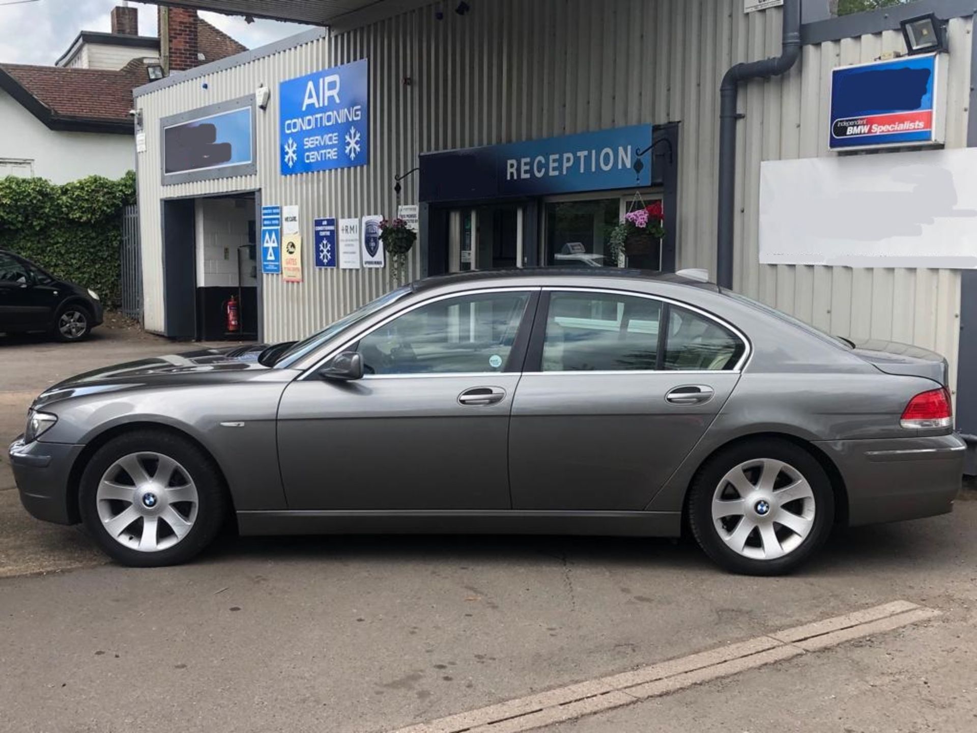 2006/56 REG BMW 730D SE AUTOMATIC 3.0 DIESEL GREY 4 DOOR SALOON *NO VAT* - Image 4 of 16