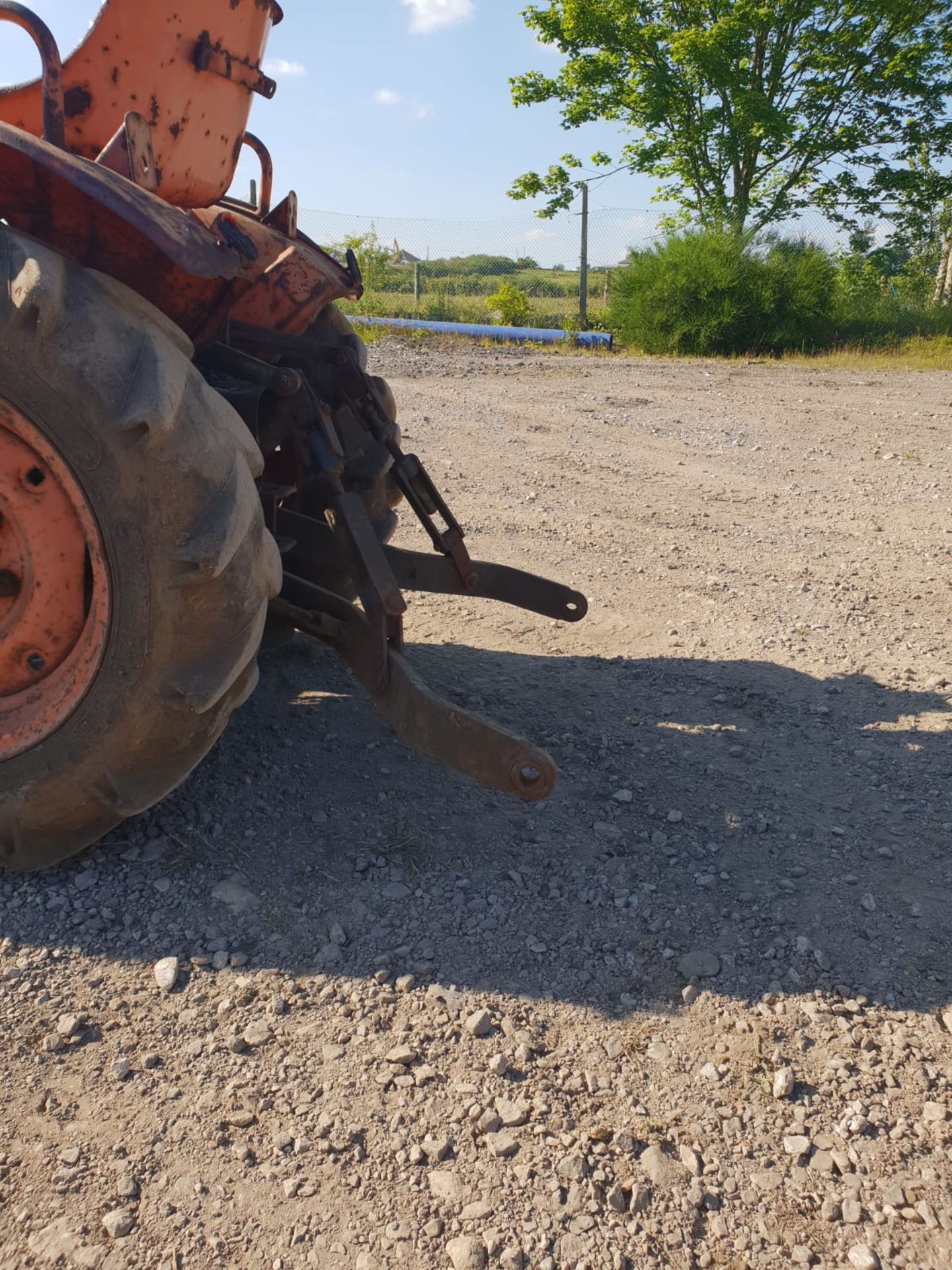 KUBOTA B7100D COMPACT TRACTOR WITH LOADER, IN WORKING ORDER *NO VAT* - Image 8 of 13