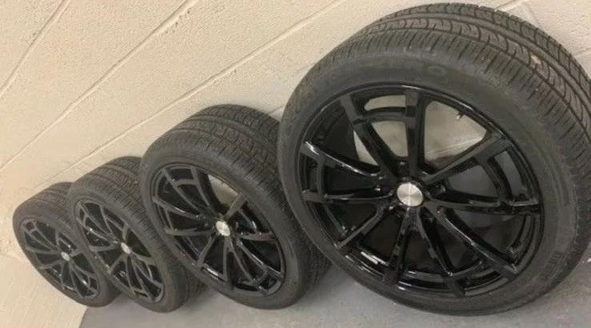 4 X 22" MANSORY BENTLEY BENTAYGO BLACK ALLOY WHEELS C/W SCORPION ZERO TYRES *NO VAT*