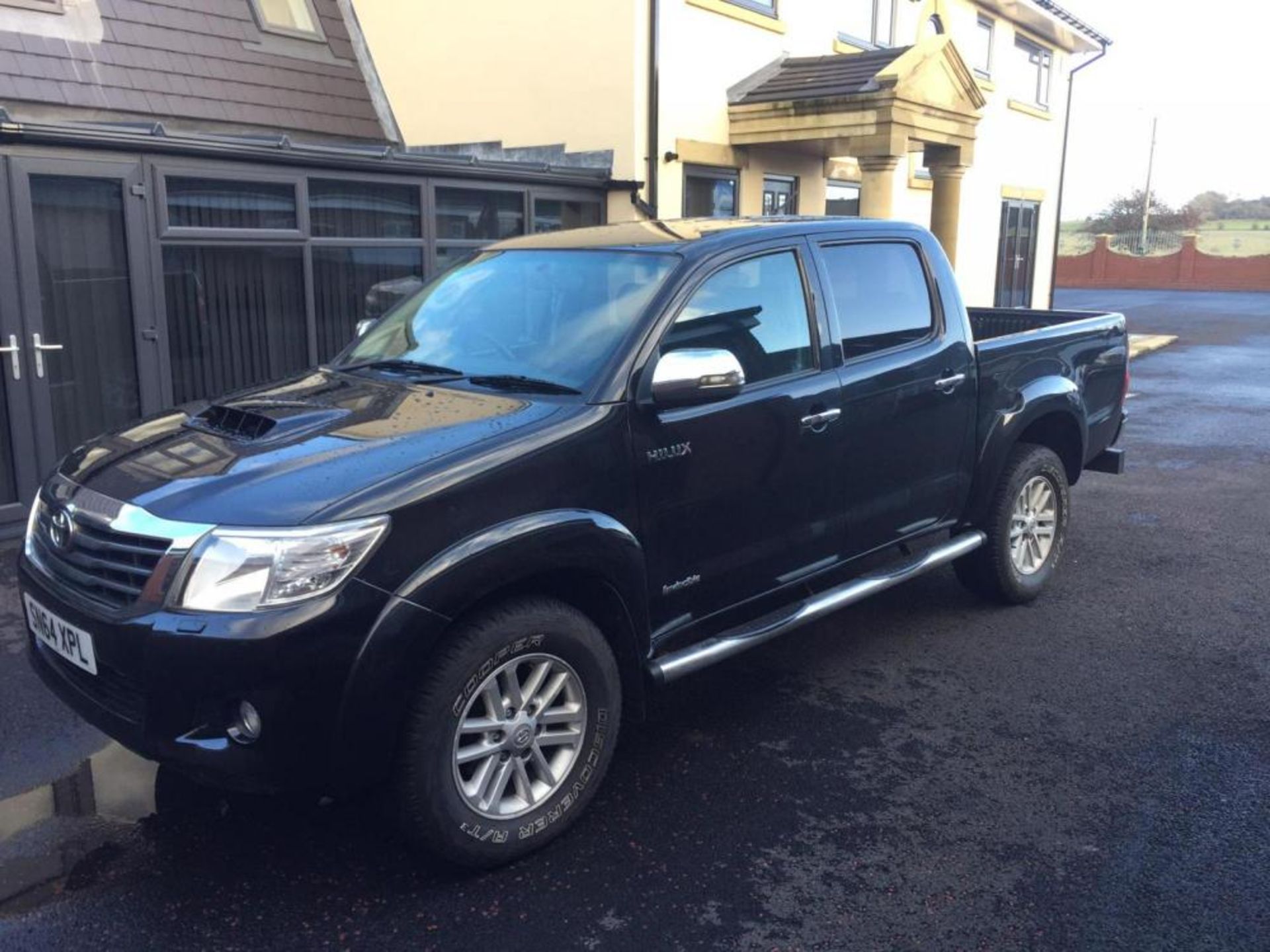 2014/64 REG TOYOTA HILUX INVINCIBLE D-4D 4X4 3.0 DIESEL DOUBLE CAB PICK-UP AIR CON *PLUS VAT* - Image 2 of 10