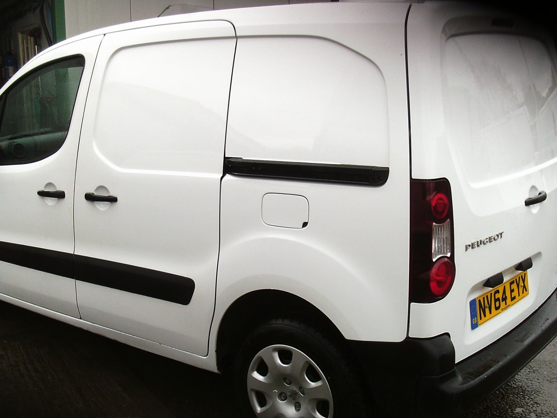 2014/64 REG PEUGEOT PARTNER 850 S L1 HDI 1.6 DIESEL WHITE PANEL VAN, SHOWING 1 FORMER KEEPER - Image 3 of 12