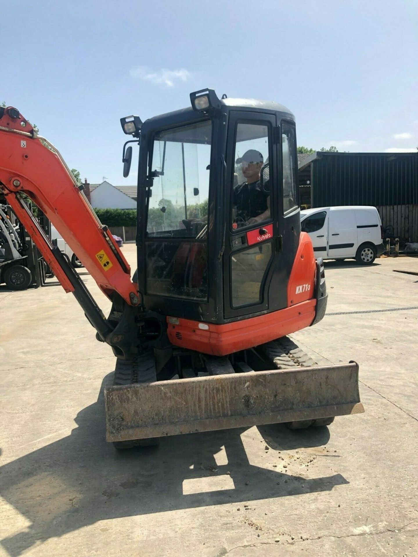 2014 KUBOTA KX71-3 EXCAVATOR, 1907 HOURS, QUICK HITCH, 2 SPEED TRACKING C/W 4 BUCKETS FULL GLASS CAB - Image 8 of 10