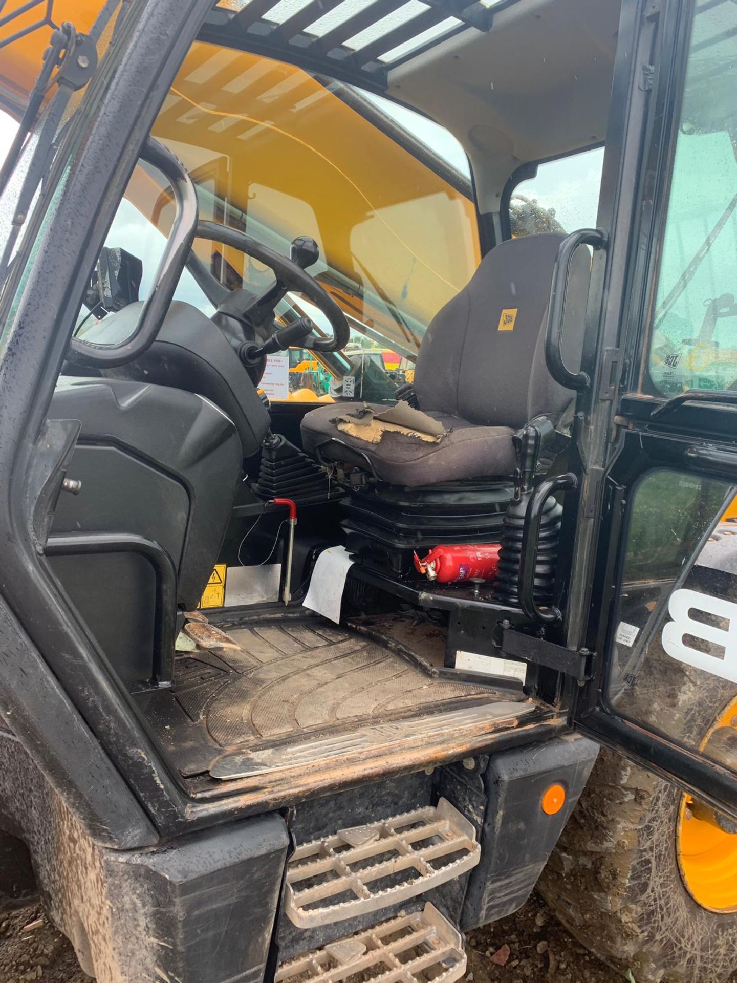 2014 JCB 535-140 HI-VIZ LOADALL 14 METER REACH TELE-HANDLER WITH FORKS *PLUS VAT* - Image 9 of 12