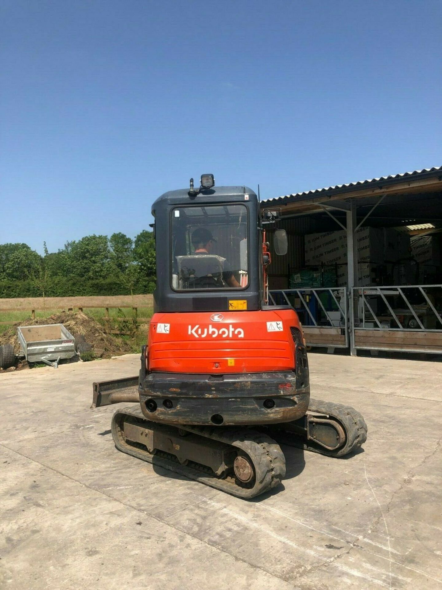 2014 KUBOTA KX71-3 EXCAVATOR, 1907 HOURS, QUICK HITCH, 2 SPEED TRACKING C/W 4 BUCKETS FULL GLASS CAB - Image 6 of 10