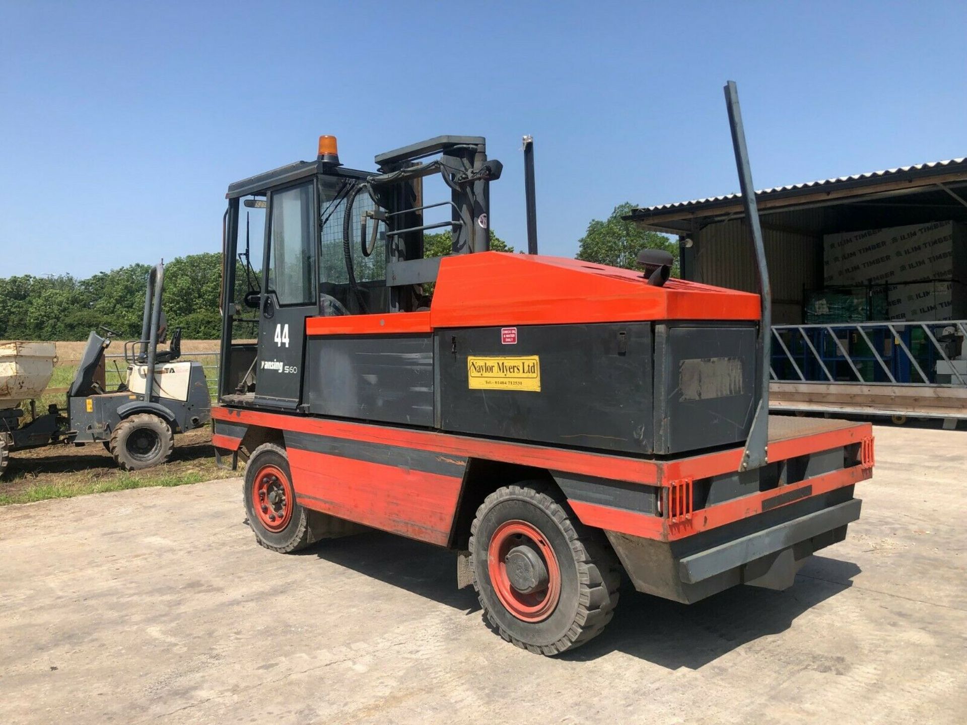 LINDE S60 SIDE LOADER FORKLIFT. 6 TON LIFT, FREE LIFT, YEAR 2000, FULL CAB, 4519 HOURS *PLUS VAT* - Image 2 of 6