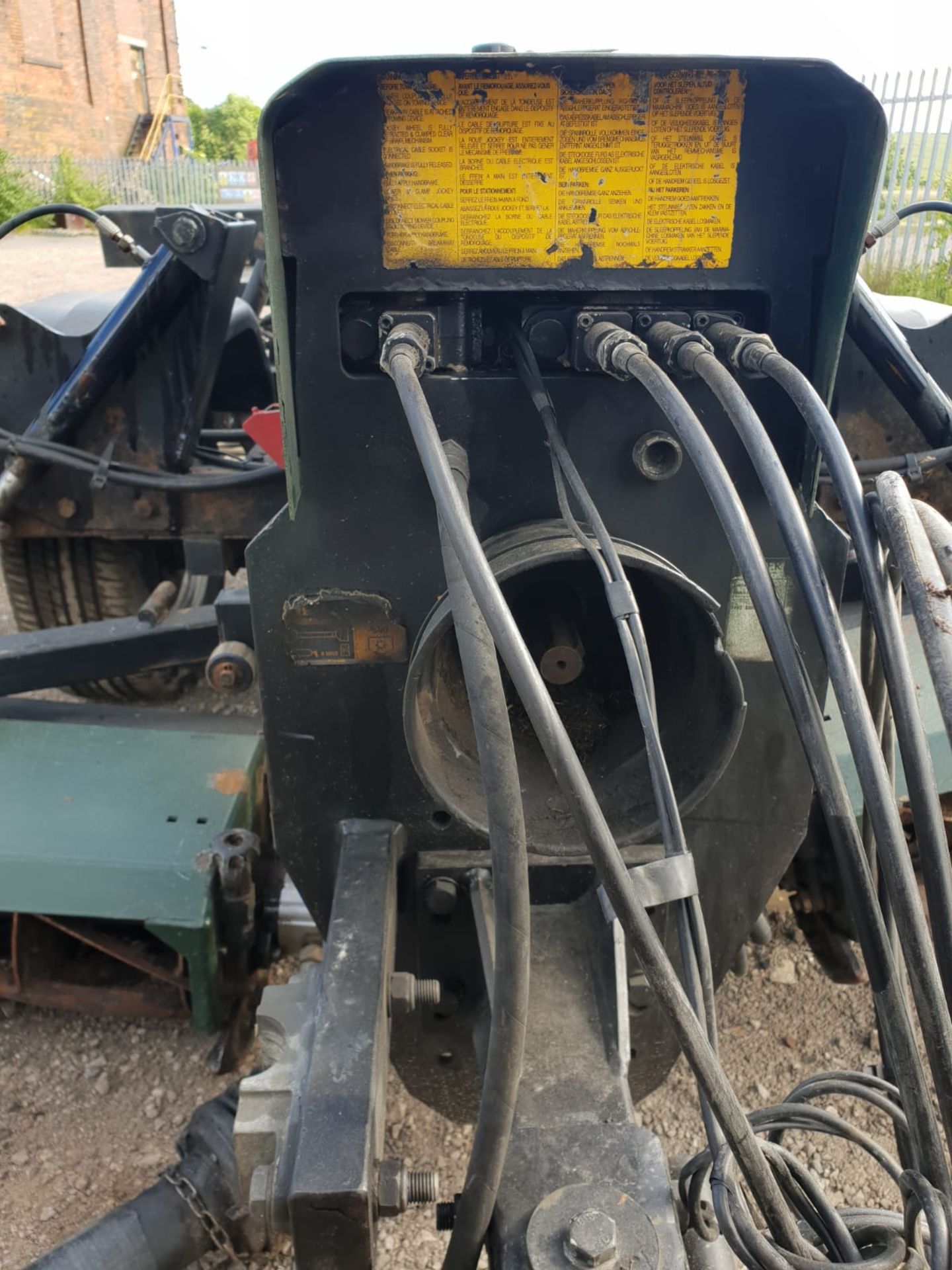 HAYTER TM SINGLE AXLE 7 GANG MOWER, YEAR 2008, REALLY GOOD CONDITION, TIRES LIKE NEW *NO VAT* - Image 11 of 16