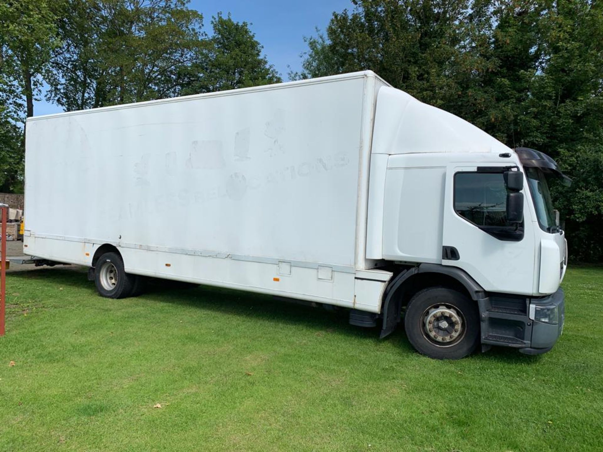 2007/07 REG RENAULT MIDLUM PREMIUM 7.2L DIESEL 9M X 2.5M X 2.7M BOX VAN *PLUS VAT* - Image 2 of 32