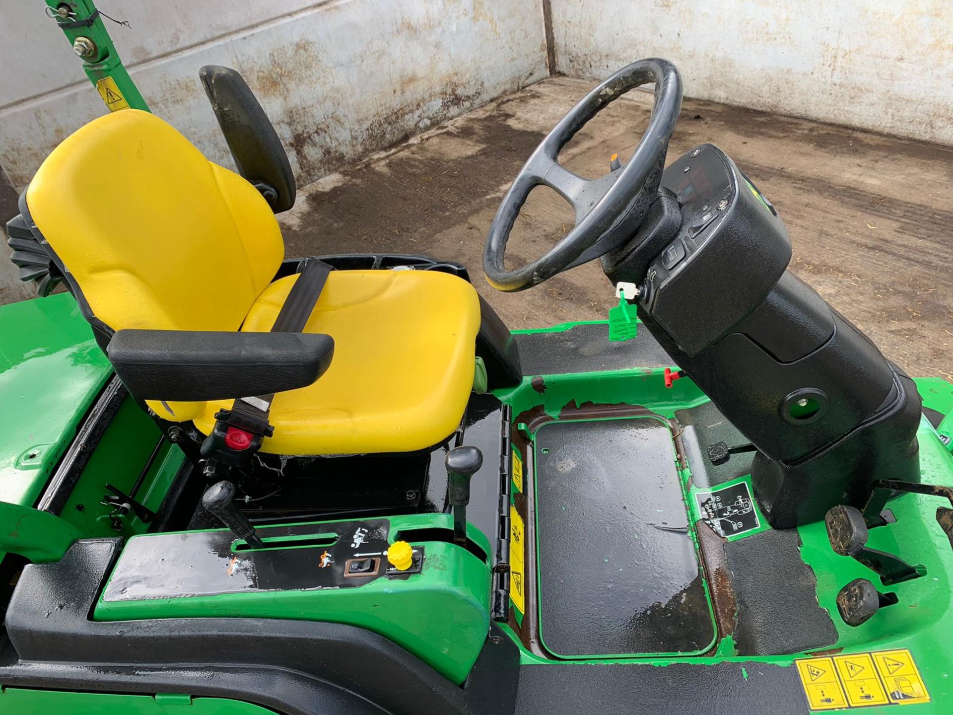 2012/12 REG JOHN DEERE 1445 SERIES II 4WD DIESEL RIDE ON LAWN MOWER *PLUS VAT* - Image 11 of 16