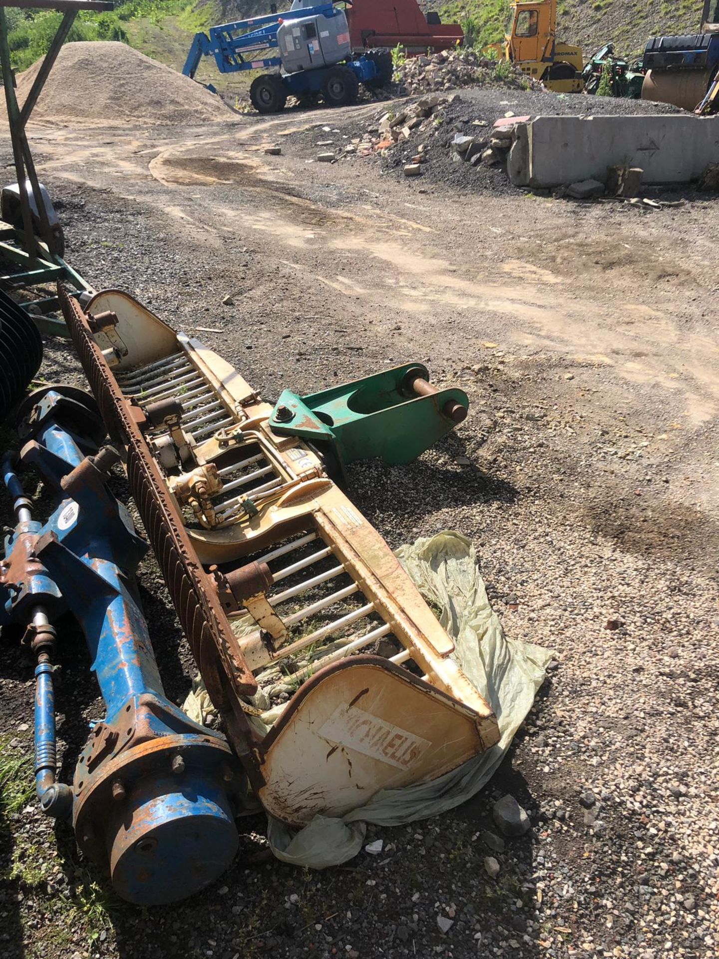 REED EXCAVATOR CUTTING BUCKET *PLUS VAT*