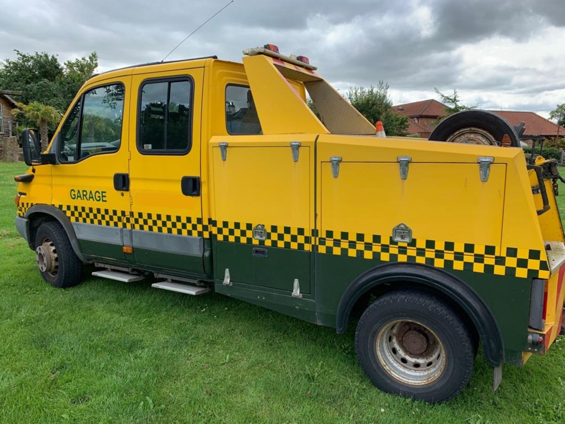 EX AA 2002 IVECO-FORD DAILY YELLOW 2.8 DIESEL BREAKDOWN RECOVERY TRUCK SPEC LIFT *PLUS VAT* - Image 5 of 24
