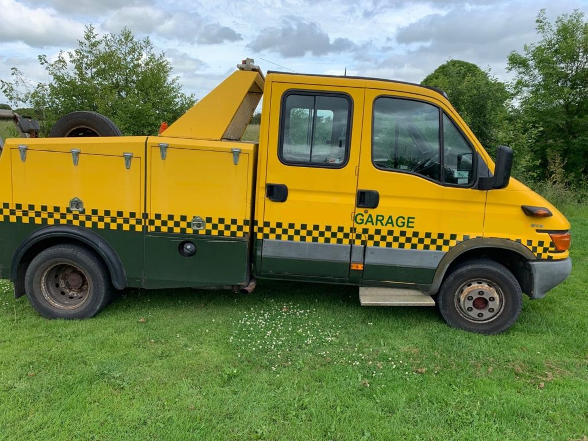 EX AA 2002 IVECO-FORD DAILY YELLOW 2.8 DIESEL BREAKDOWN RECOVERY TRUCK SPEC LIFT *PLUS VAT* - Image 8 of 24