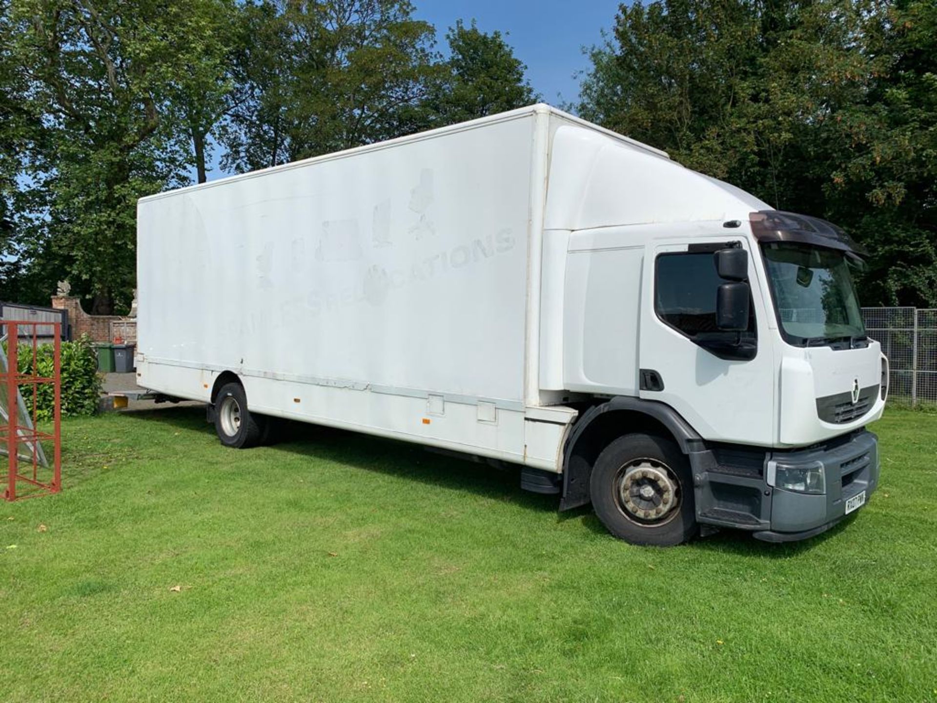 2007/07 REG RENAULT MIDLUM PREMIUM 7.2L DIESEL 9M X 2.5M X 2.7M BOX VAN *PLUS VAT*