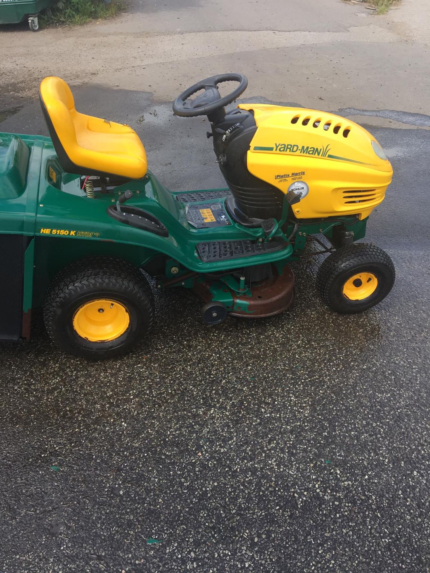 YARD-MAN HE5150K HYDRO RIDE ON LAWN MOWER GREEN / YELLOW *NO VAT* - Image 7 of 13