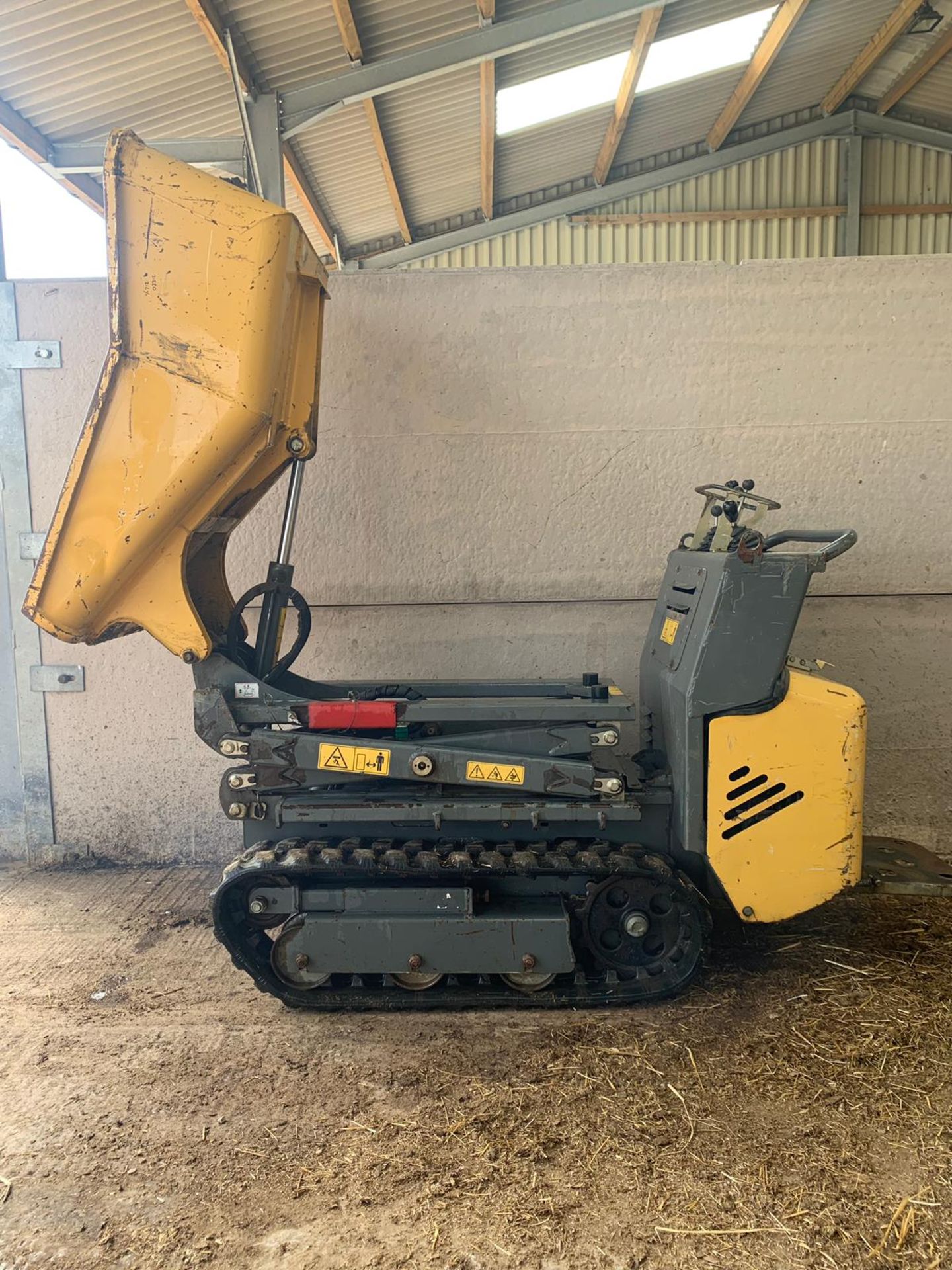 2014 MESSERSI TCH-07D/AV STAND ON TRACKED MINI DUMPER 500 KG *PLUS VAT* - Image 3 of 13