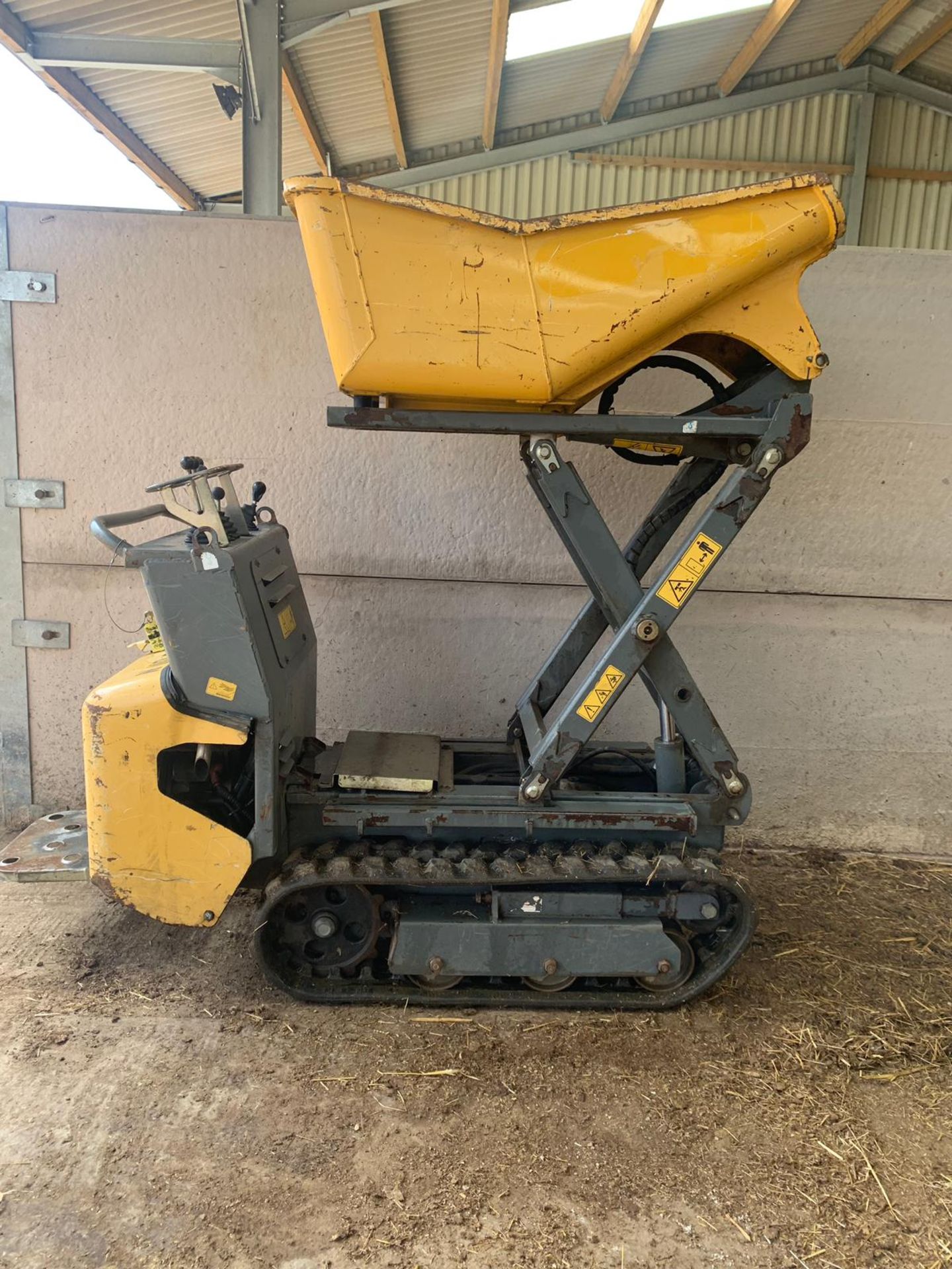 2014 MESSERSI TCH-07D/AV STAND ON TRACKED MINI DUMPER 500 KG *PLUS VAT* - Image 7 of 13