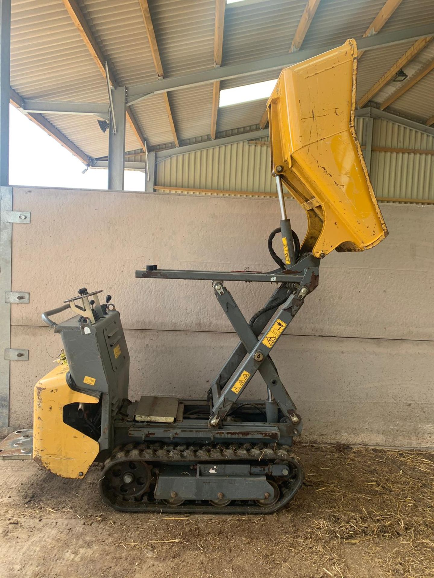 2014 MESSERSI TCH-07D/AV STAND ON TRACKED MINI DUMPER 500 KG *PLUS VAT* - Image 8 of 13