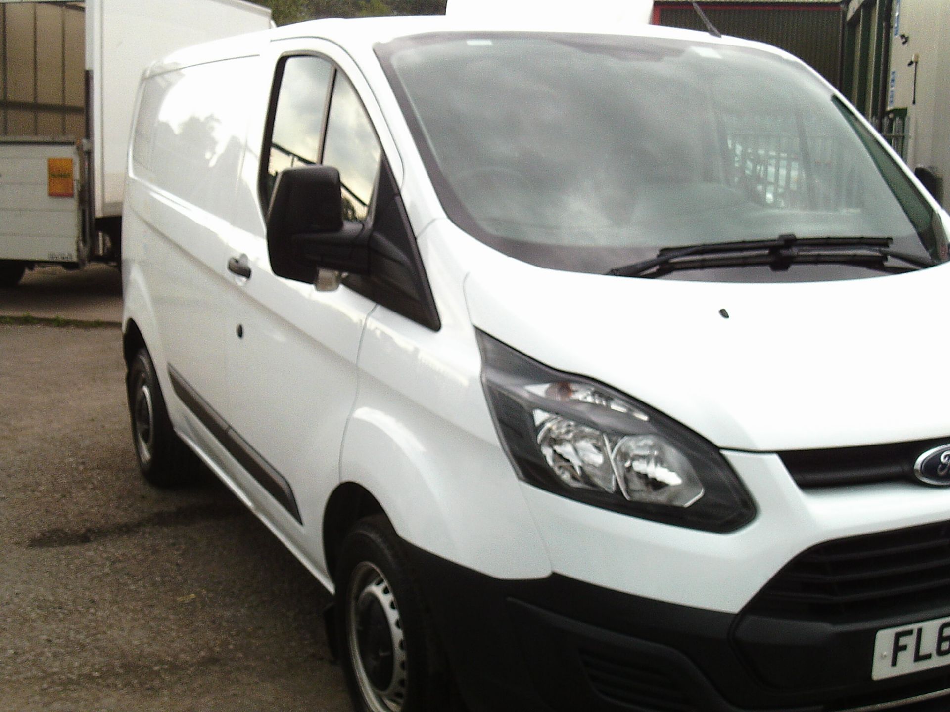 201767 REG FORD TRANSIT CUSTOM 290 SWB 2.0 DIESEL EURO 6 PANEL VAN, SHOWING 1 FORMER KEEPER