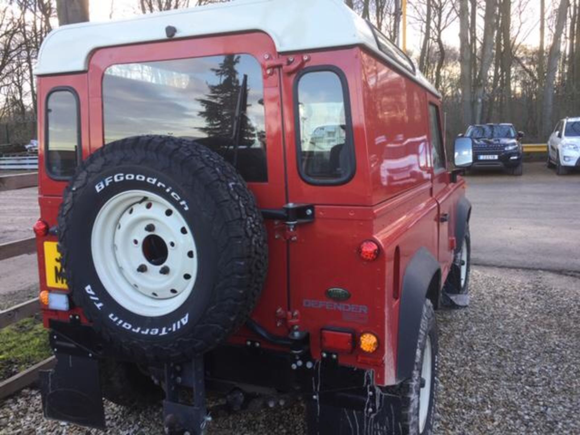 FULLY REBUILT! 1991/J REG LAND ROVER 90 DEFENDER 200 TURBO DIESEL 2.5 RED LIGHT 4X4 *NO VAT* - Image 3 of 14