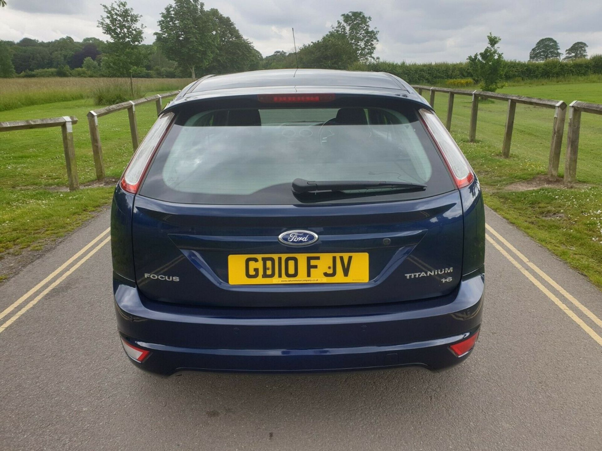 2010/10 REG FORD FOCUS TITANIUM 100 BLUE 1.6 PETROL 5 DOOR HATCHBACK *NO VAT* - Image 6 of 12