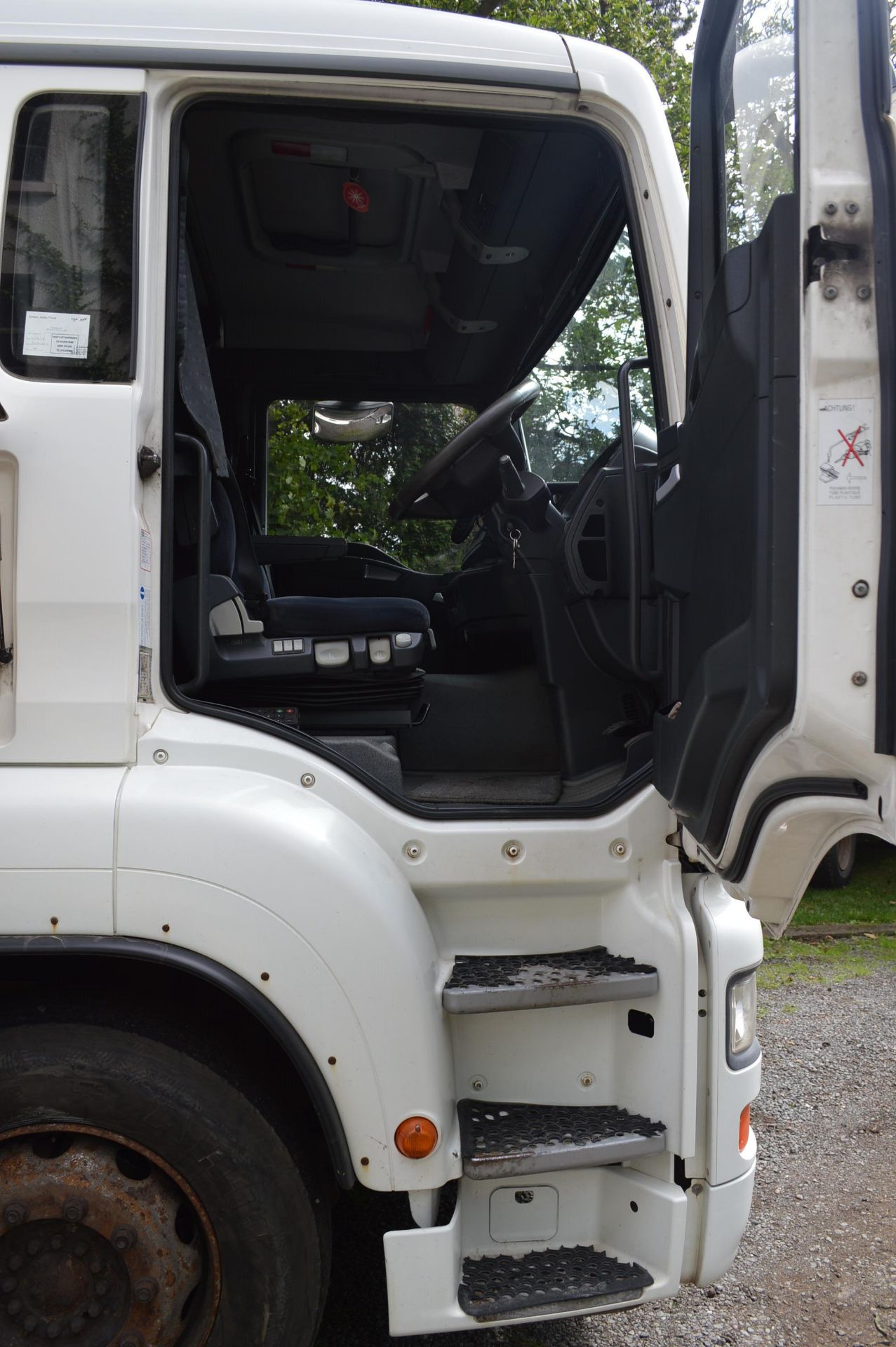 2006 MAN TGA 18 TON 310BHP 8M BOX SLEEPER CAB LORRY D20 COMMON RAIL, LONG MOT JULY 2020 *PLUS VAT* - Image 11 of 26