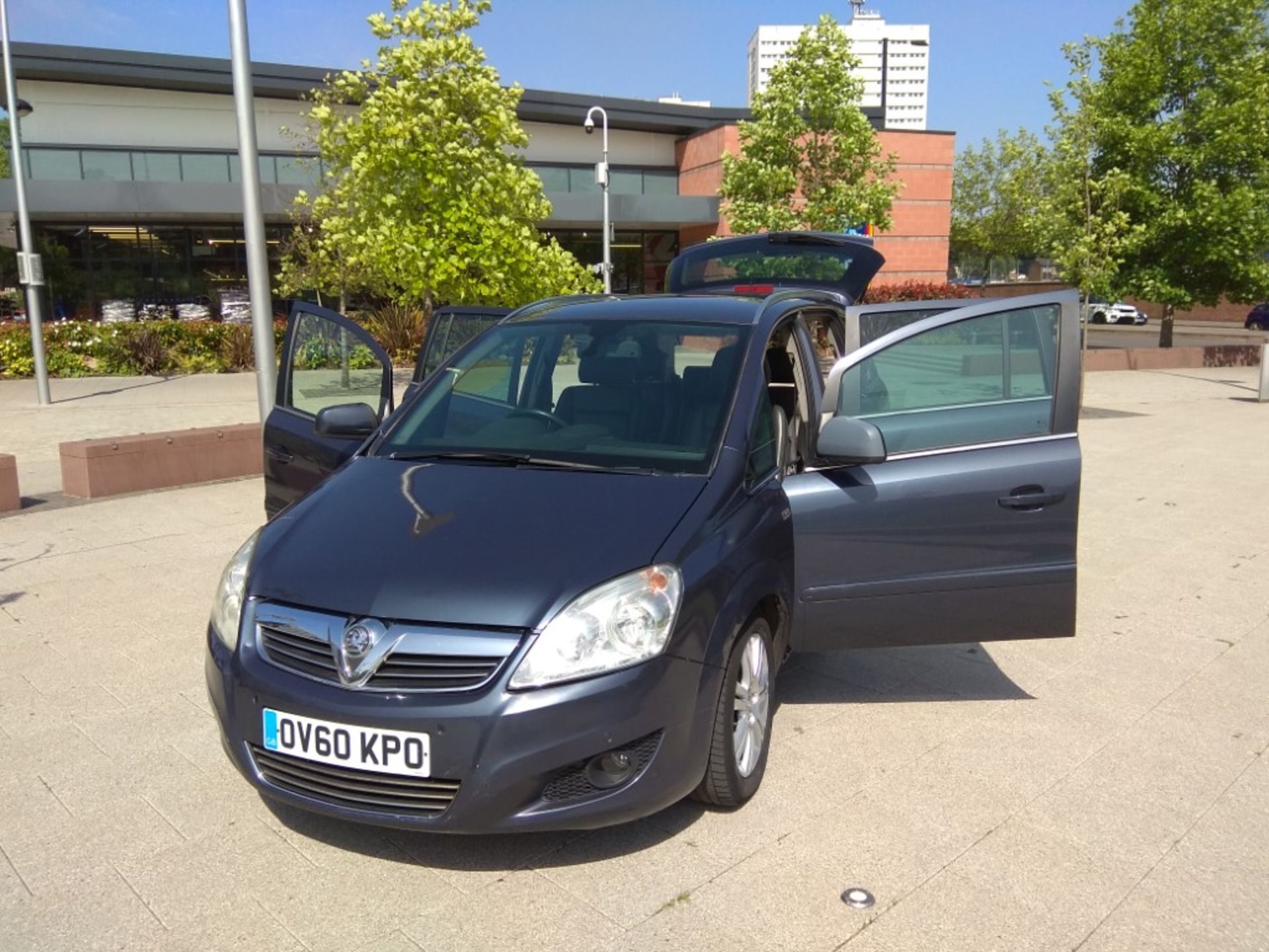 2010/60 REG VAUXHALL ZAFIRA ELITE 1.9 CDTI DIESEL (150BHP) AUTOMATIC*** NO VAT *** - Image 6 of 18