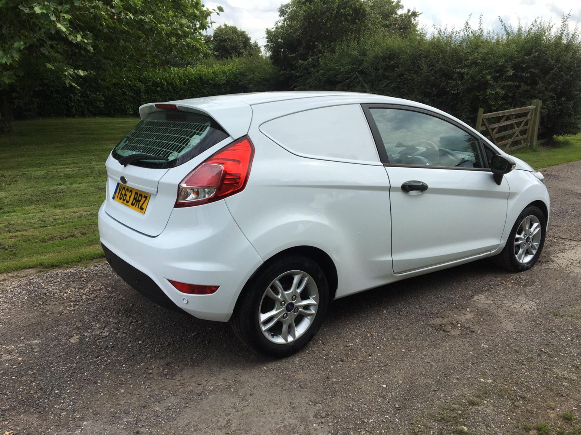 2013/63 REG FORD FIESTA ECONETIC TECH TDCI 1.6 DIESEL CAR/VAN, SHOWING 0 FORMER KEEPERS *PLUS VAT* - Image 7 of 13