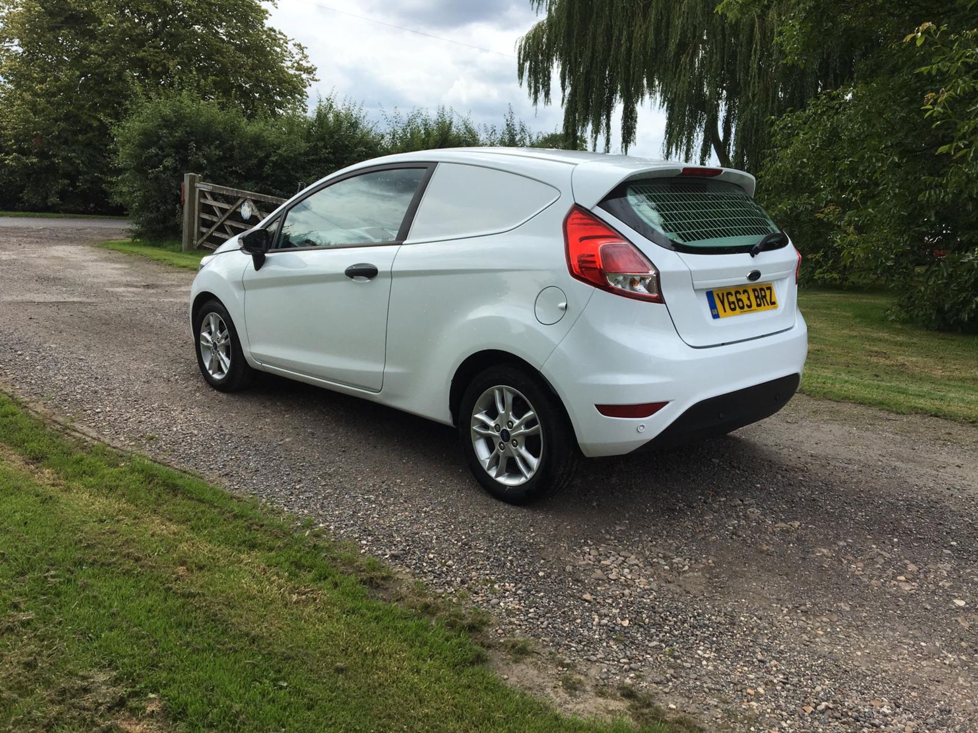 2013/63 REG FORD FIESTA ECONETIC TECH TDCI 1.6 DIESEL CAR/VAN, SHOWING 0 FORMER KEEPERS *PLUS VAT* - Image 5 of 13