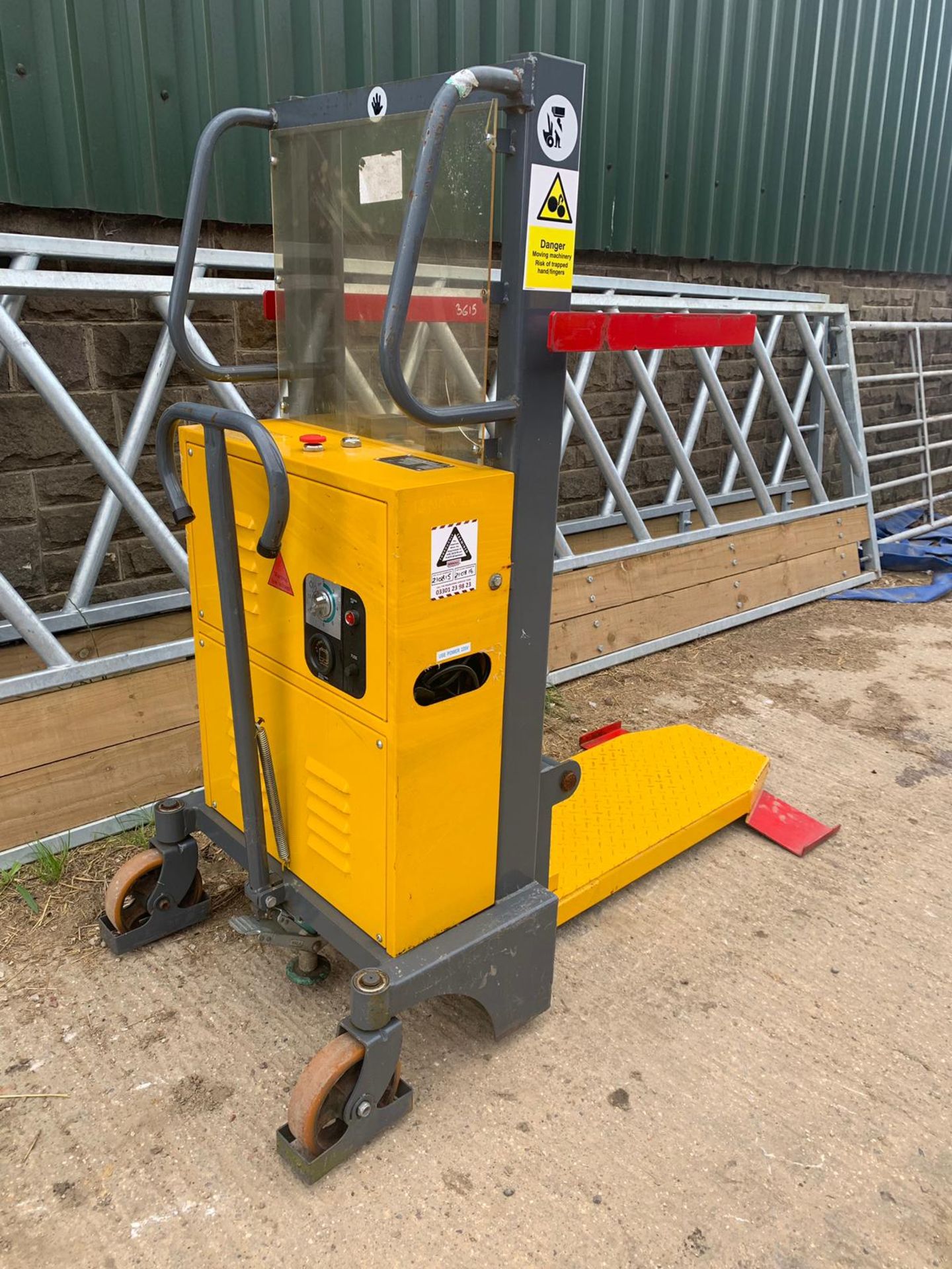 WARRIOR YM250 ELECTRIC PALLET TRUCK, WEIGHT 270 KGS, LIFT HEIGHT 1M, YEAR 2013 *PLUS VAT* - Image 8 of 9